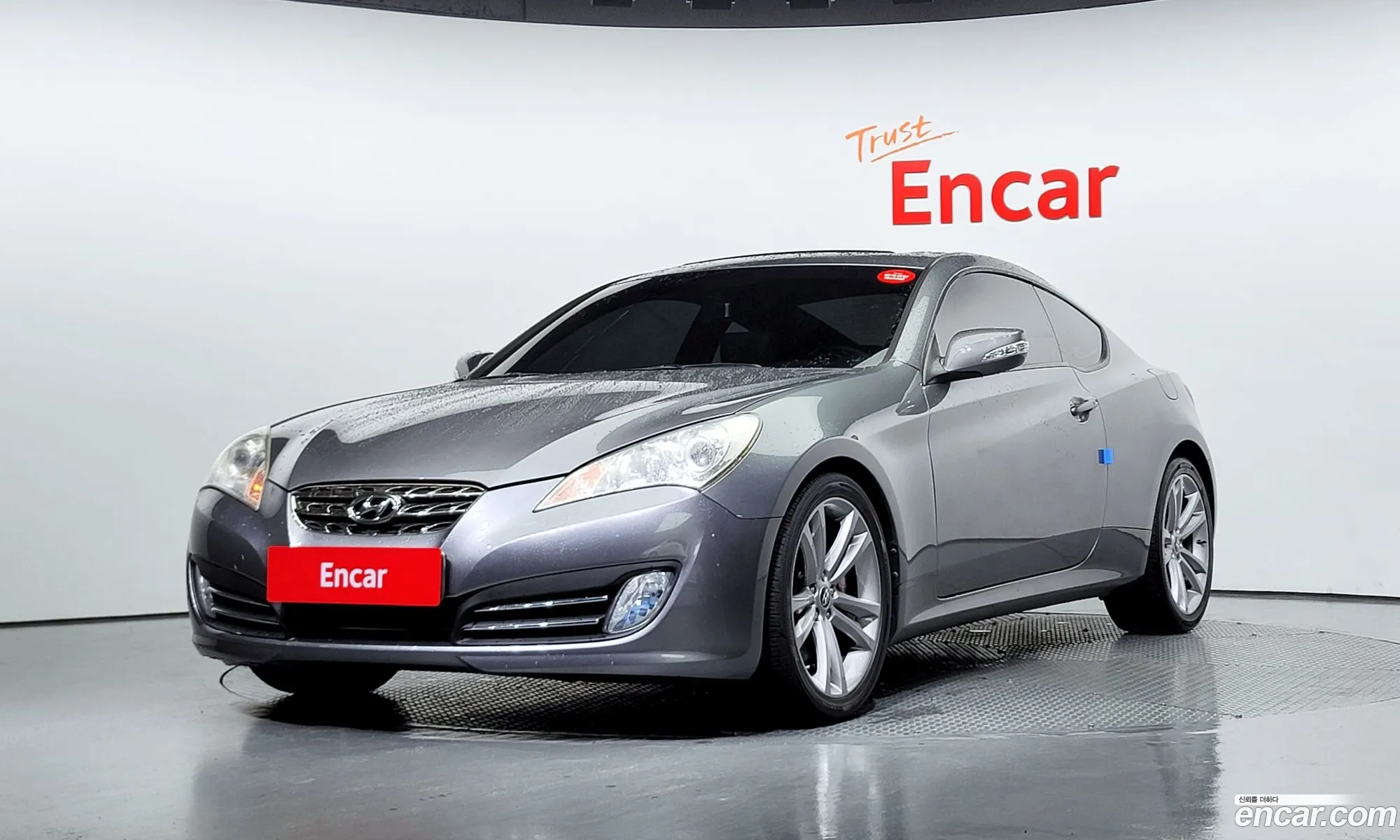 Hyundai Genesis I 200 Turbo R 2010 - фотография 18533844