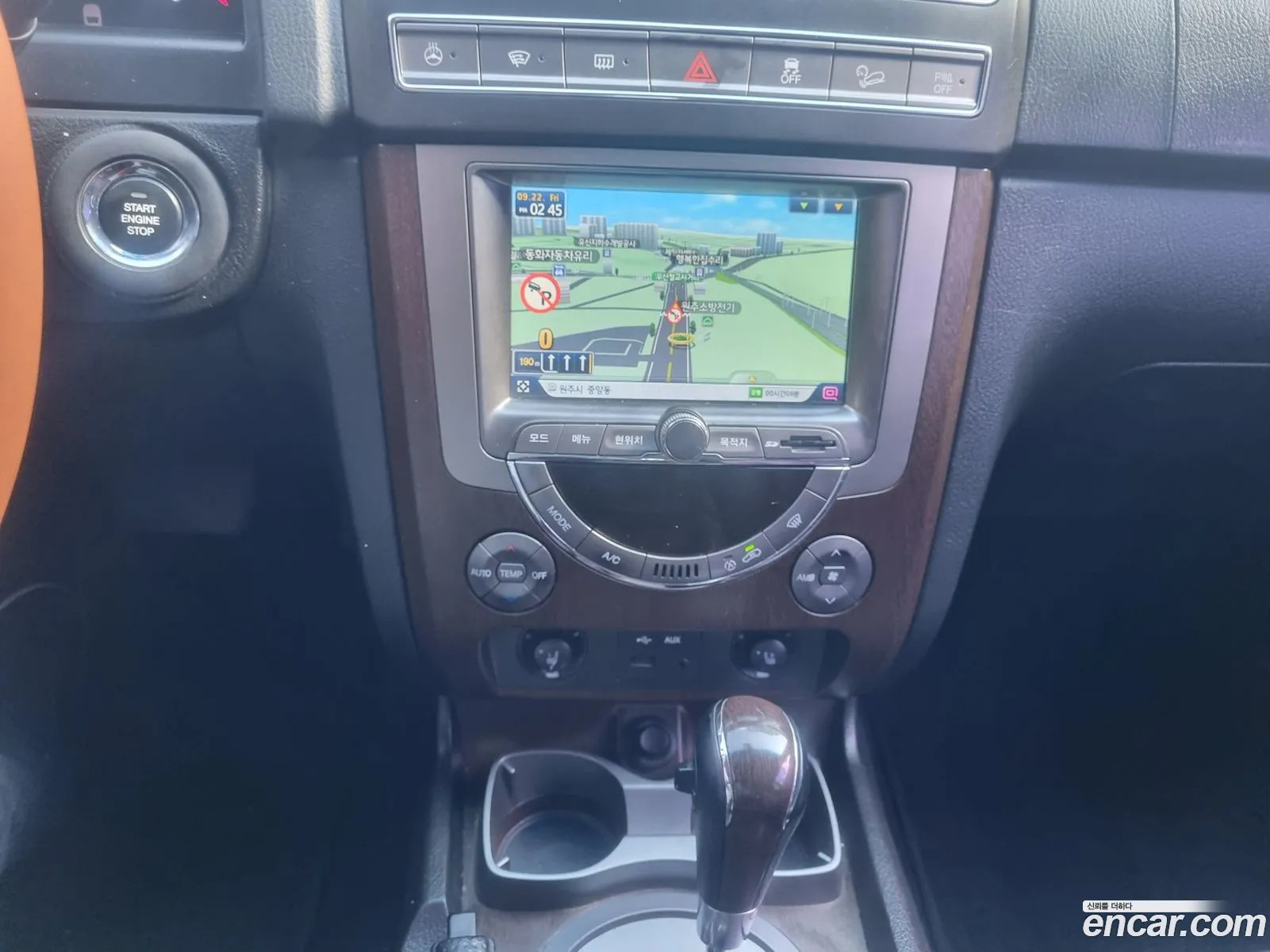 Ssangyong Rexton Iii 20 4Wd Noblesse 2014 - фотография 17177113