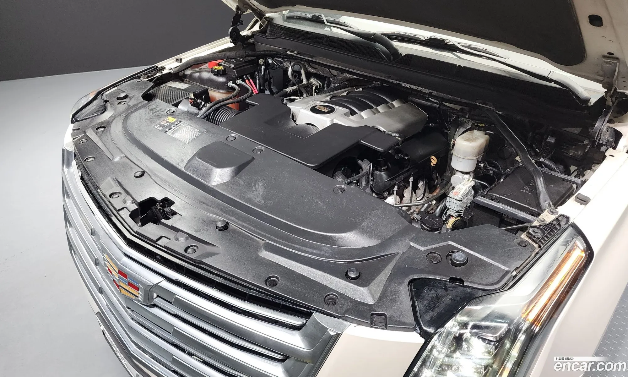 Cadillac Escalade Iv 62 Esv 2015 - фотография 14524079