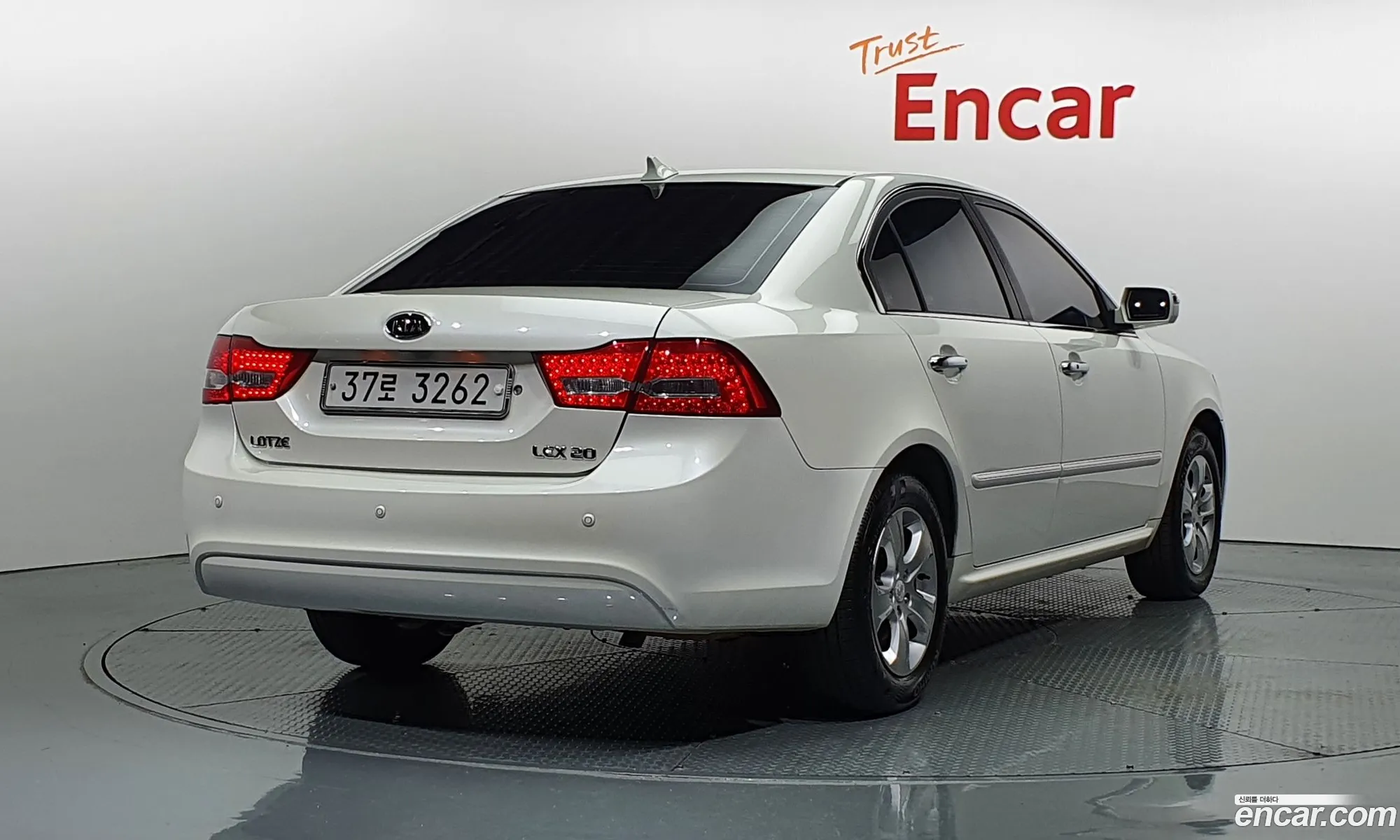 Kia Roche Innovation Lex20 Top-Of-The-Line Model - фотография 19750495