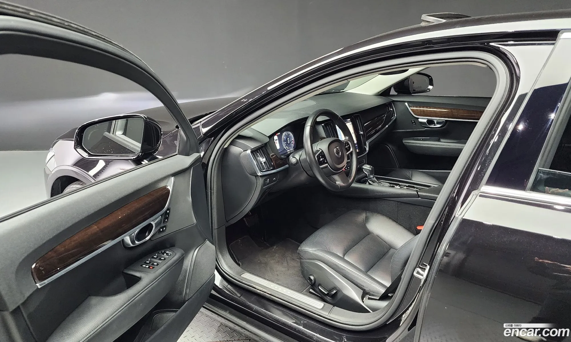 Korex Auto Trade - фотография 15947172