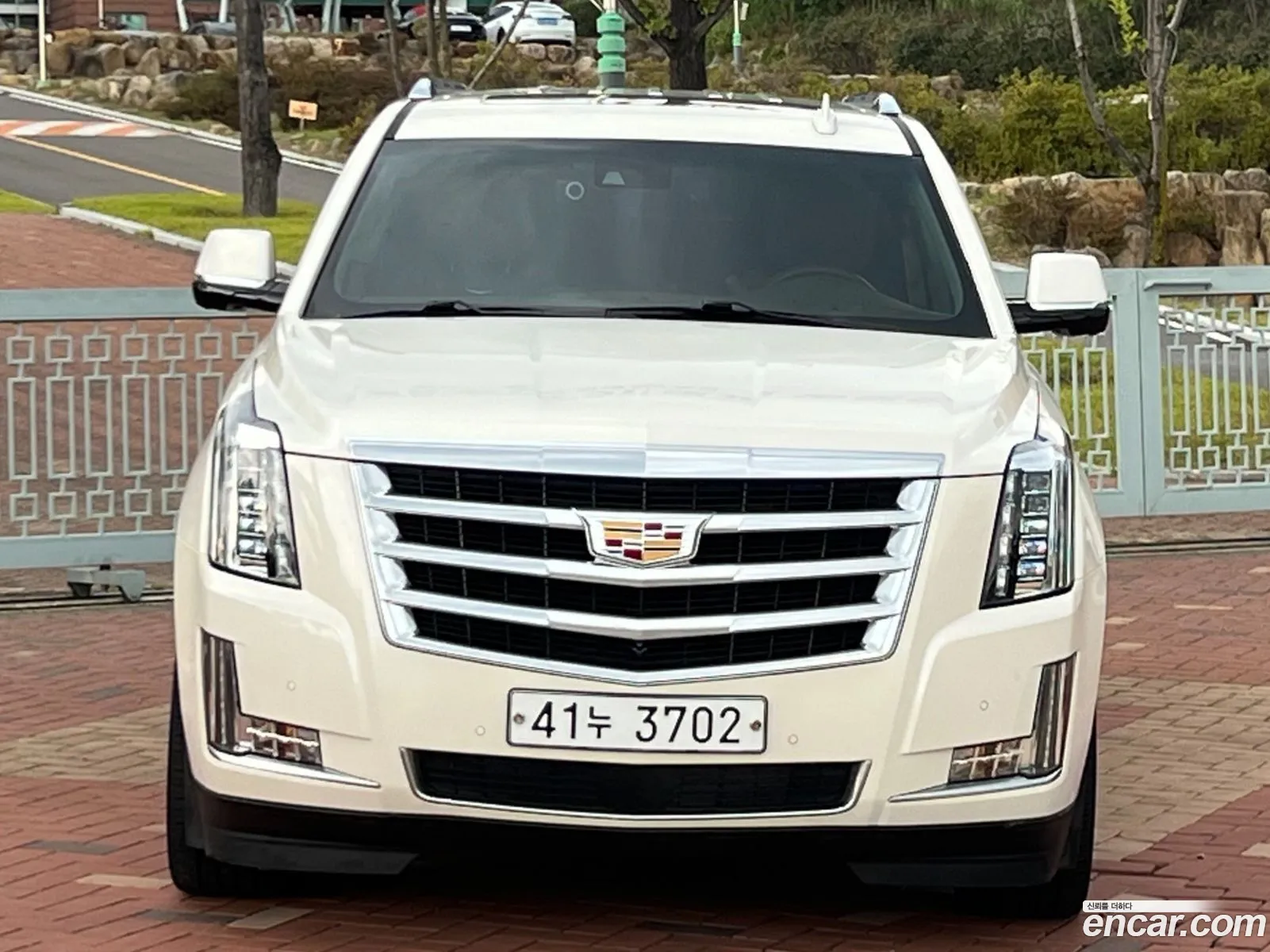 Cadillac Escalade Iv 62 Esv 2015 - фотография 14524124