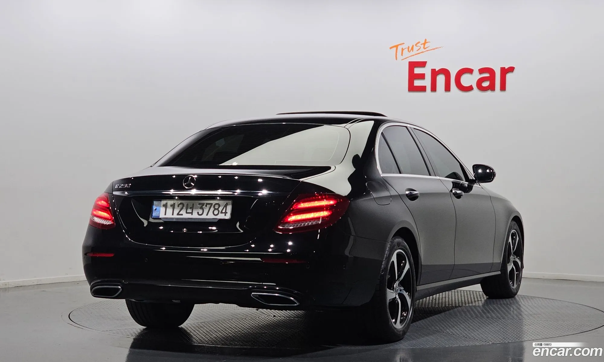 Mercedes-Benz E-Klasse V W213 S213 C238 E250 Avantgarde 2020 - фотография 12432302