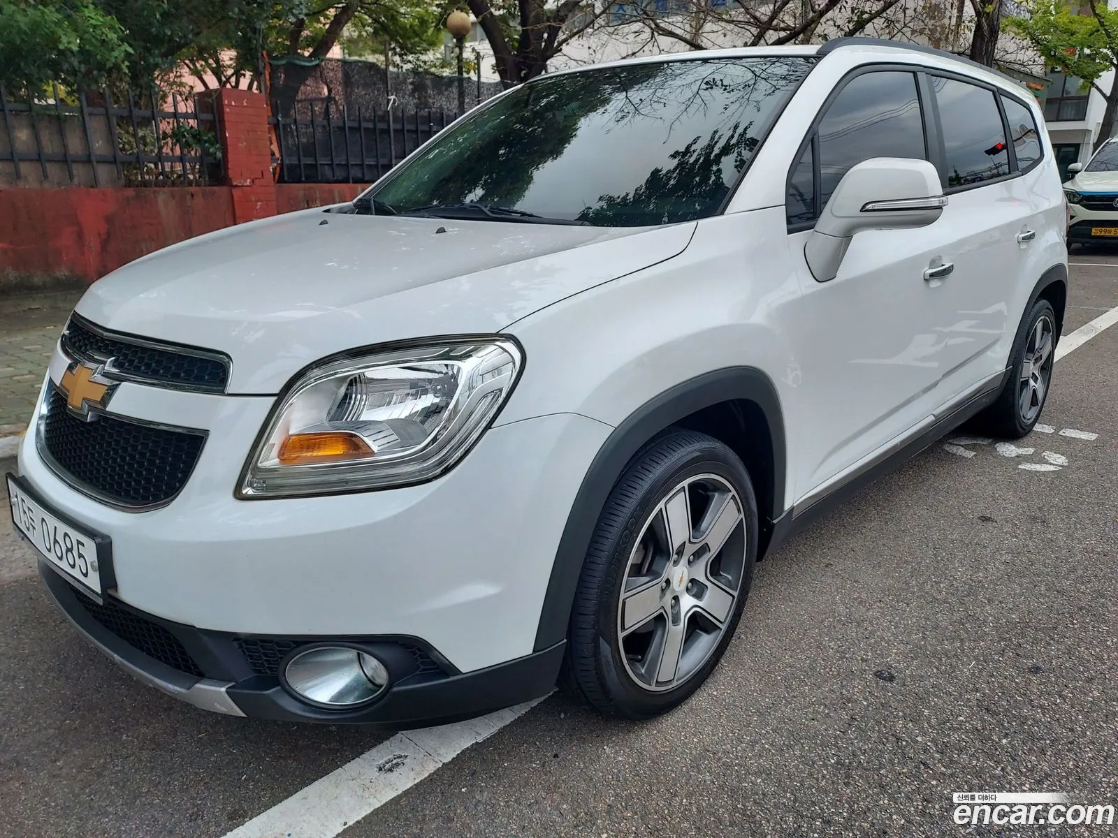Chevrolet Orlando 20 Diesel Platinum Package 2015 - фотография 5187020