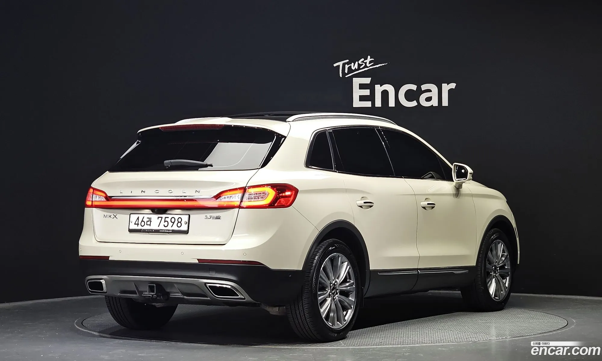 Lincoln Mkx Ii 27 Awd 2016 - фотография 14439078