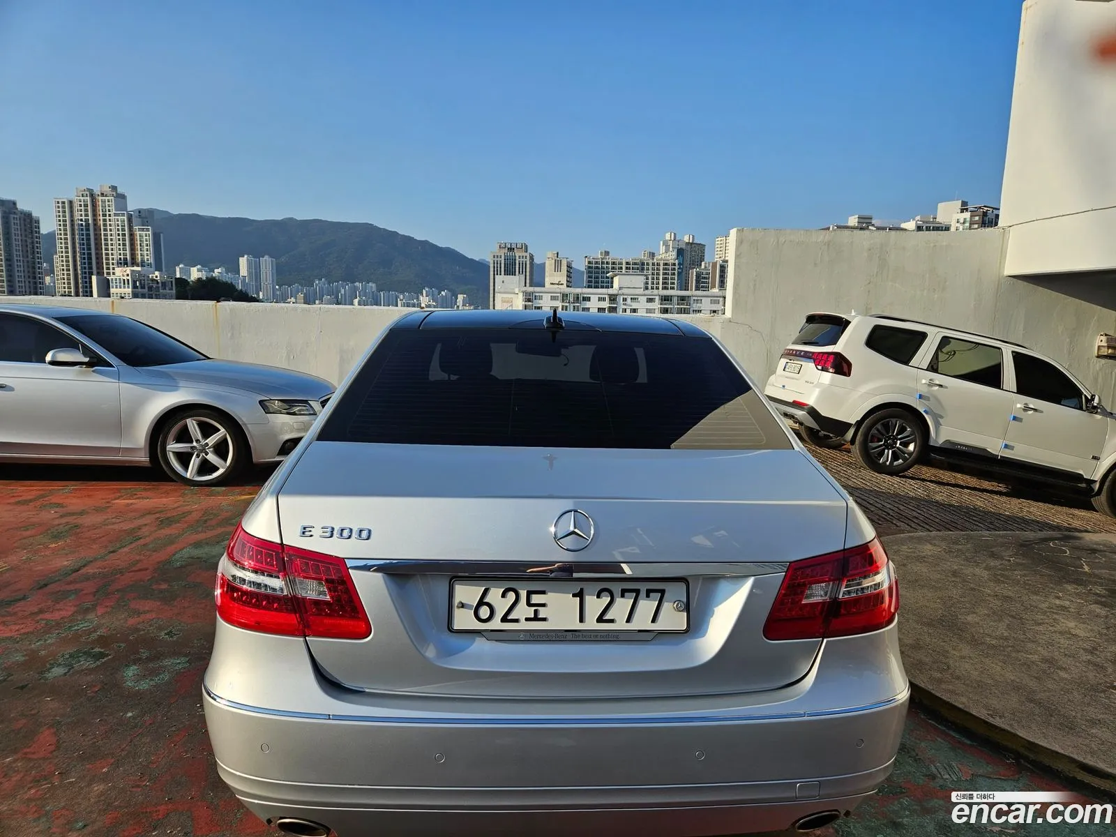 Mercedes E-Class W212 E300 Elegance - фотография 12656273
