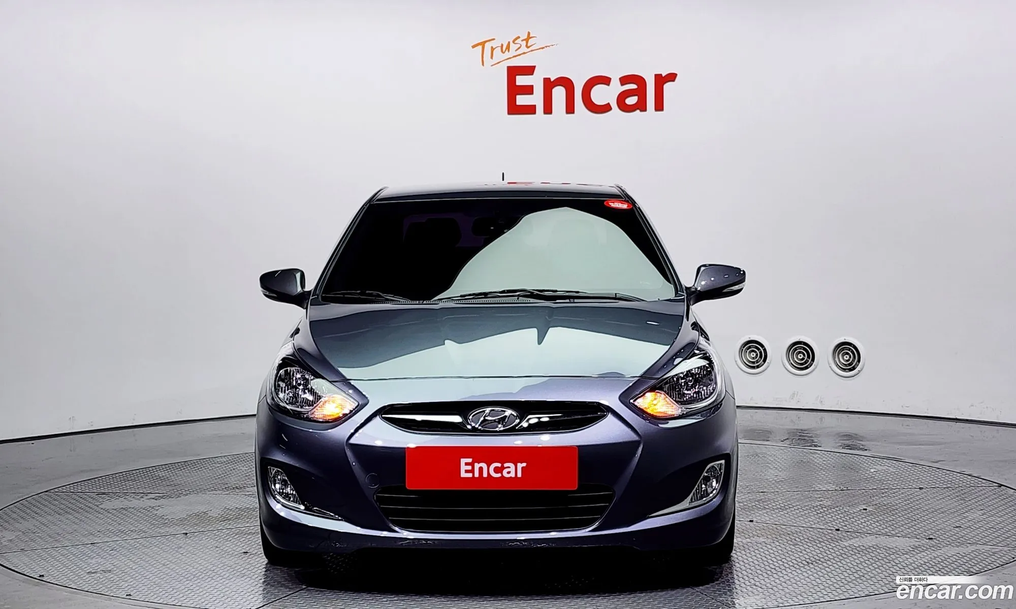 Hyundai Accent 14 Vvt Premier 2012 - фотография 16009047