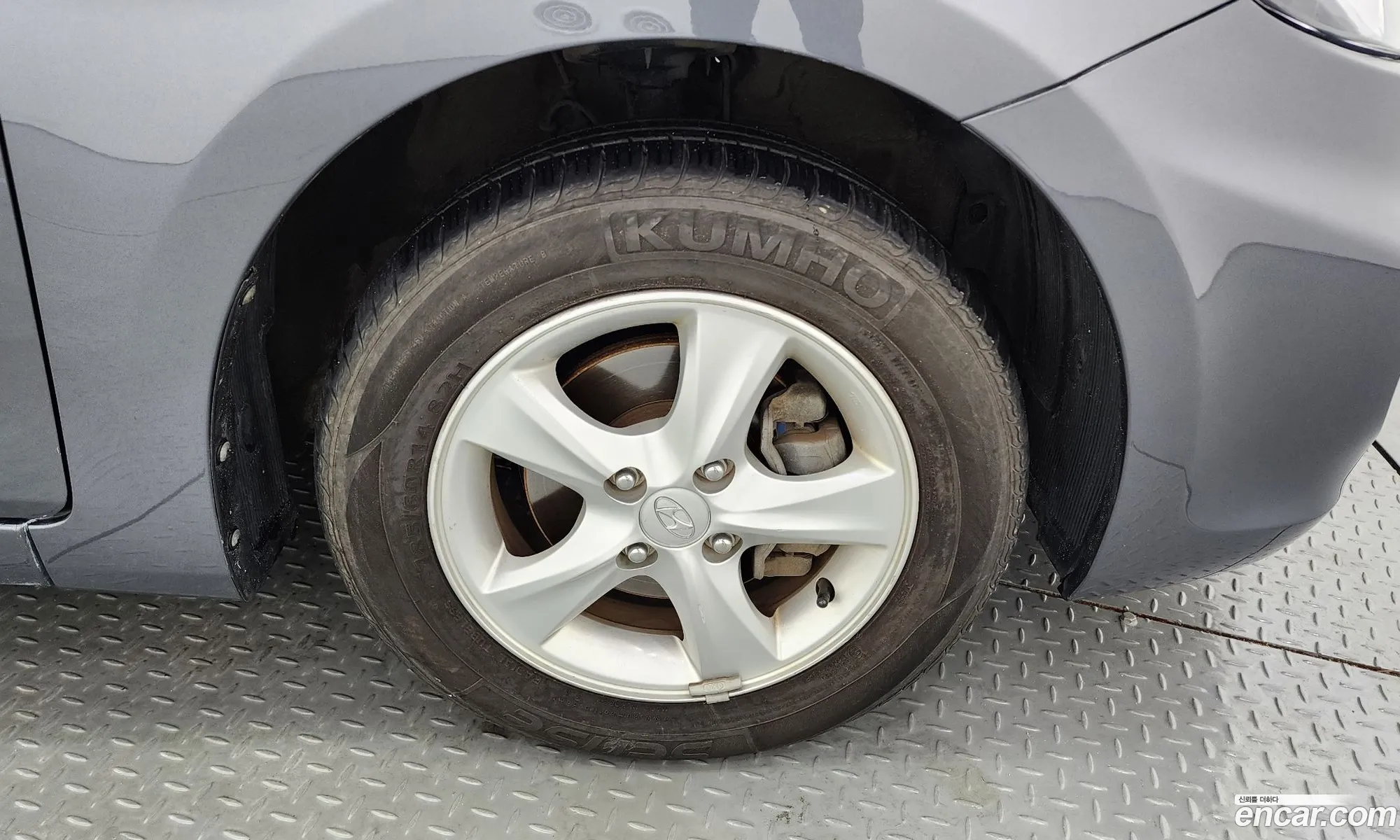 Hyundai Accent 14 Vvt Premier 2012 - фотография 16009049