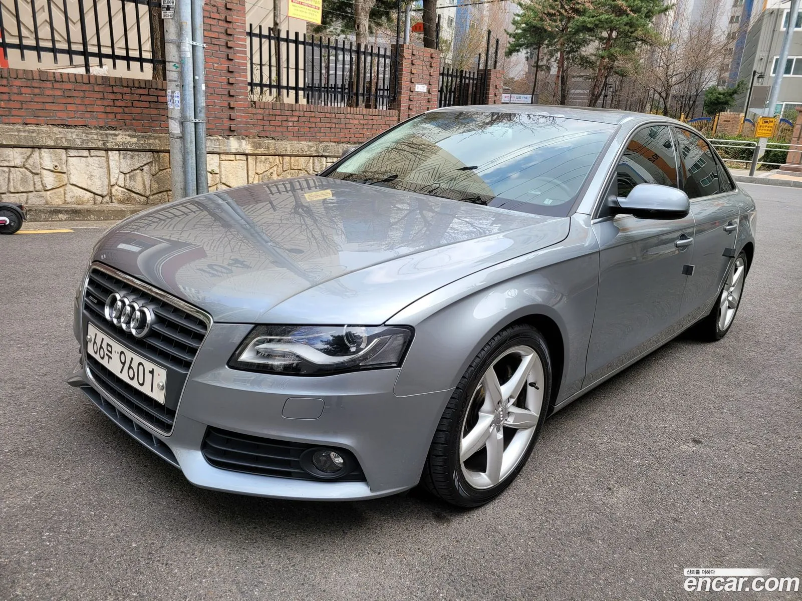 Audi A4 Iv B8 20 Tfsi Quattro Dynamic 2010 - фотография 5038529