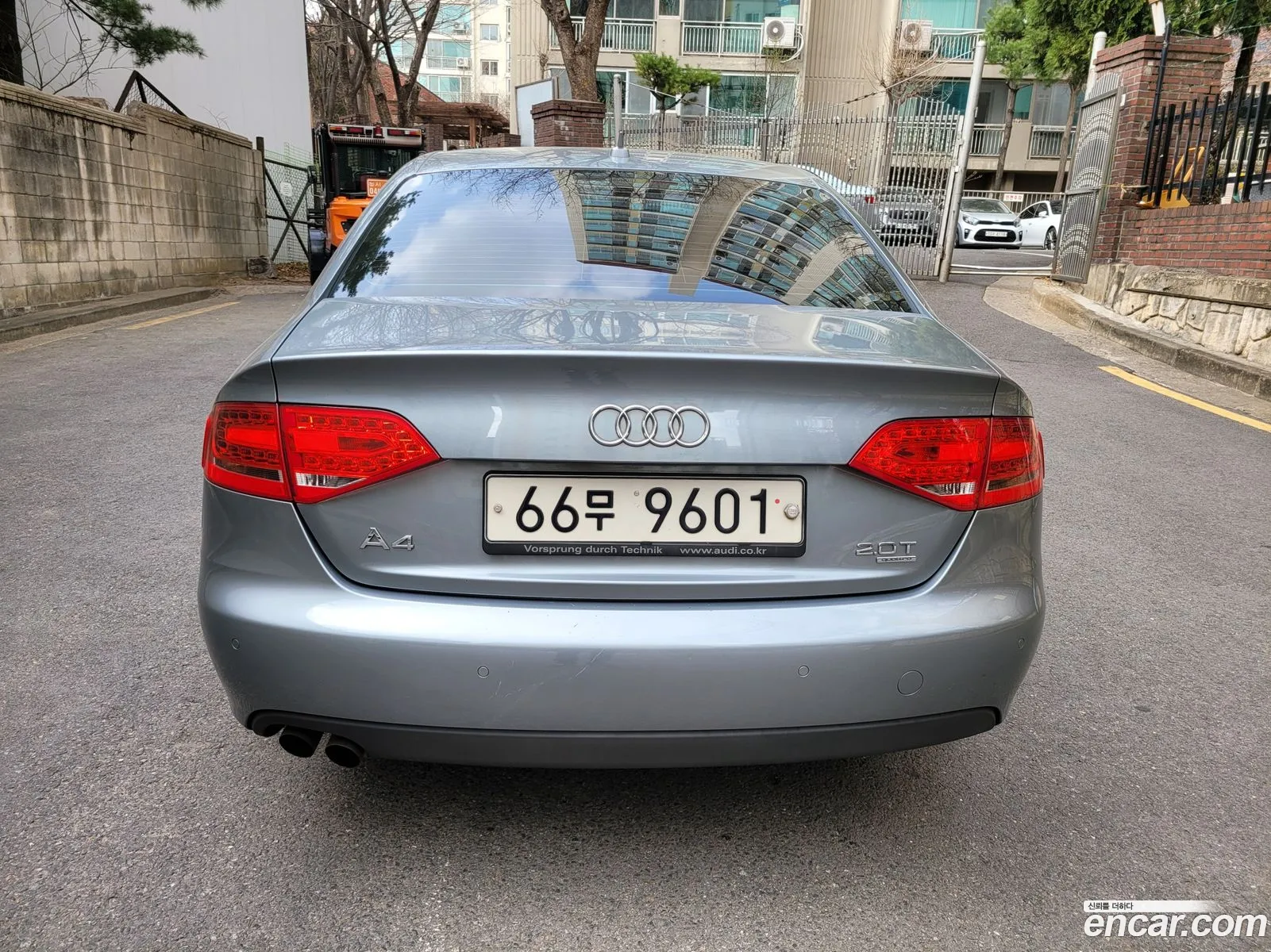 Audi A4 Iv B8 20 Tfsi Quattro Dynamic 2010 - фотография 5038532