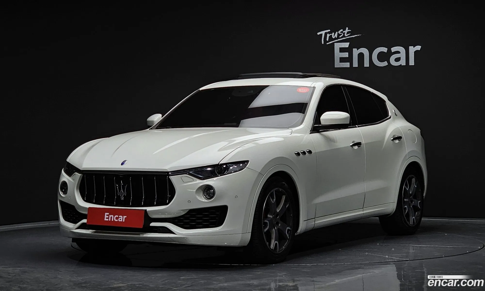 Maserati Levante I 30 Awd Luxury 2017 - фотография 3724258