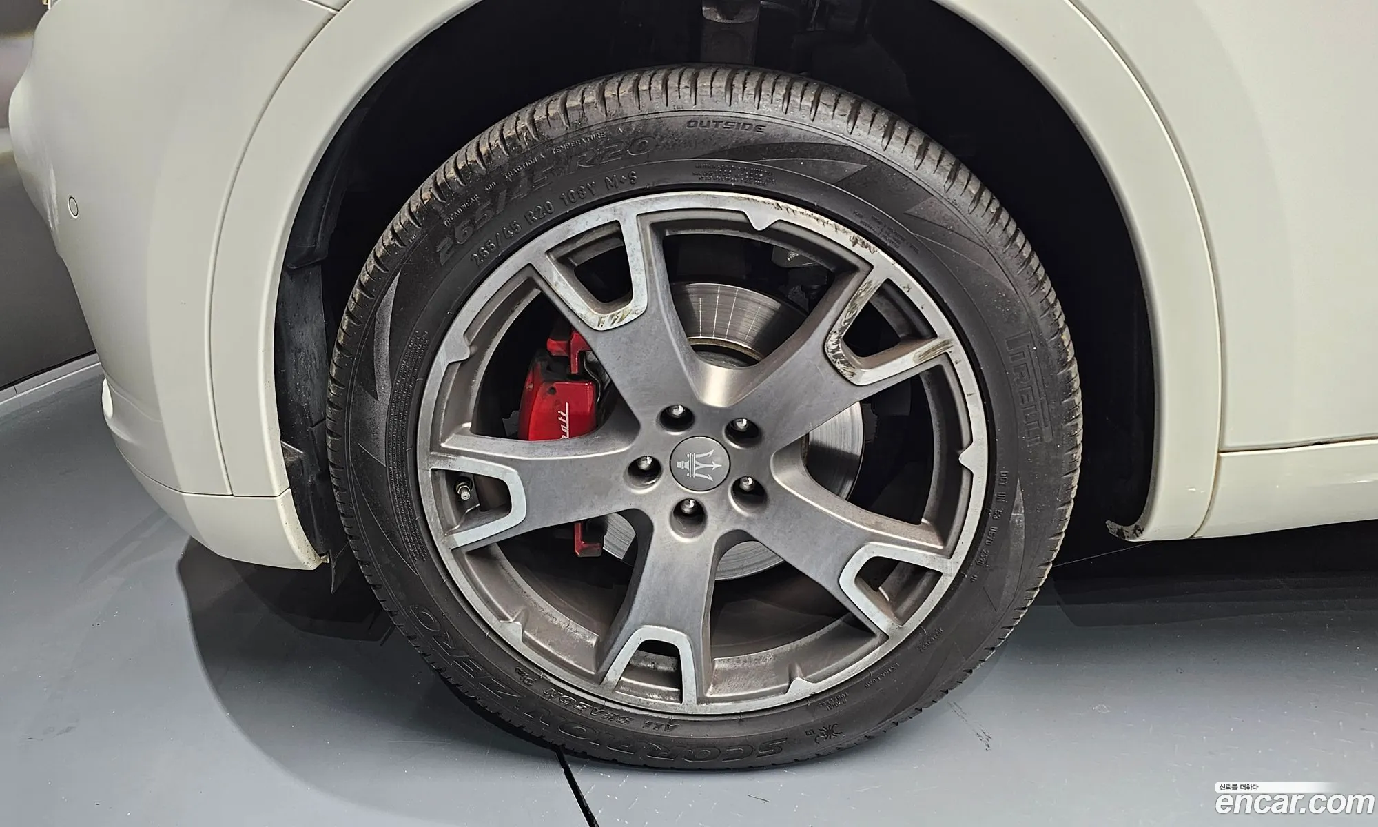 Maserati Levante I 30 Awd Luxury 2017 - фотография 3724262