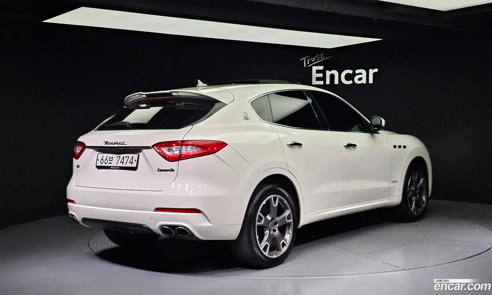 Maserati Levante I 30 Diesel Awd Gran Sport 2018 - фотография 12529727