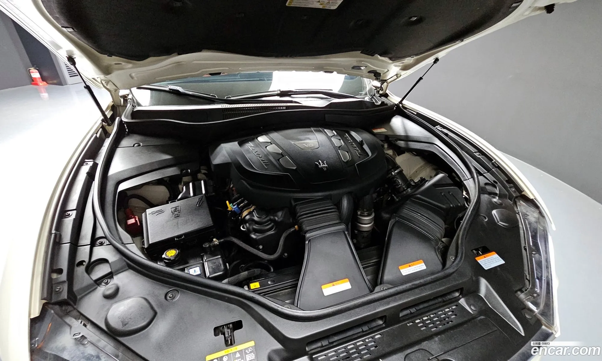 Maserati Levante I 30 Diesel Awd Gran Sport 2018 - фотография 12529731