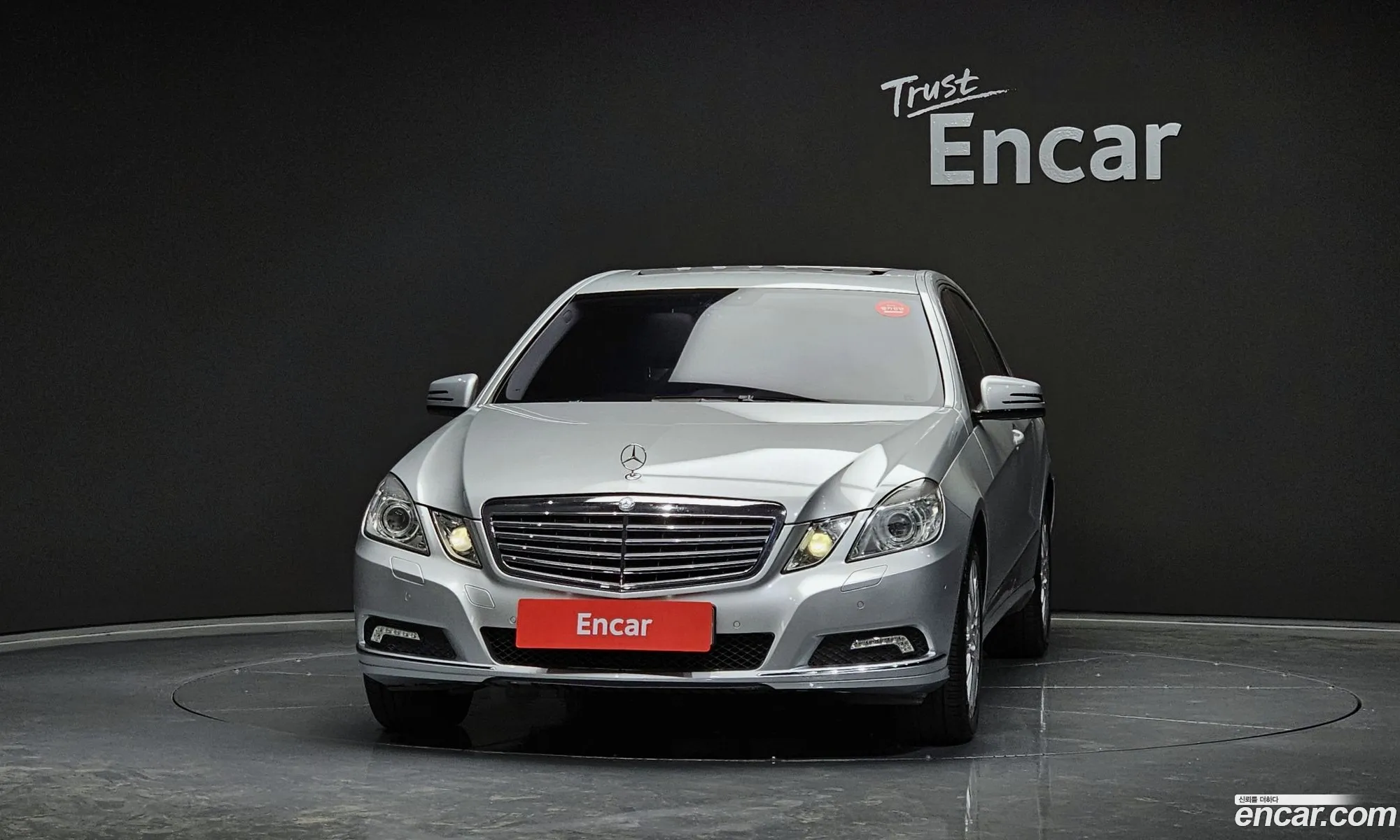 Mercedes E-Class W212 E300 Elegance - фотография 12406181