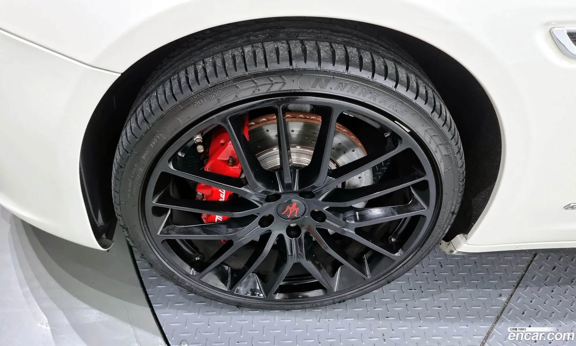 Maserati Quattroporte Vi S Q4 30 V6 2016 - фотография 3703597