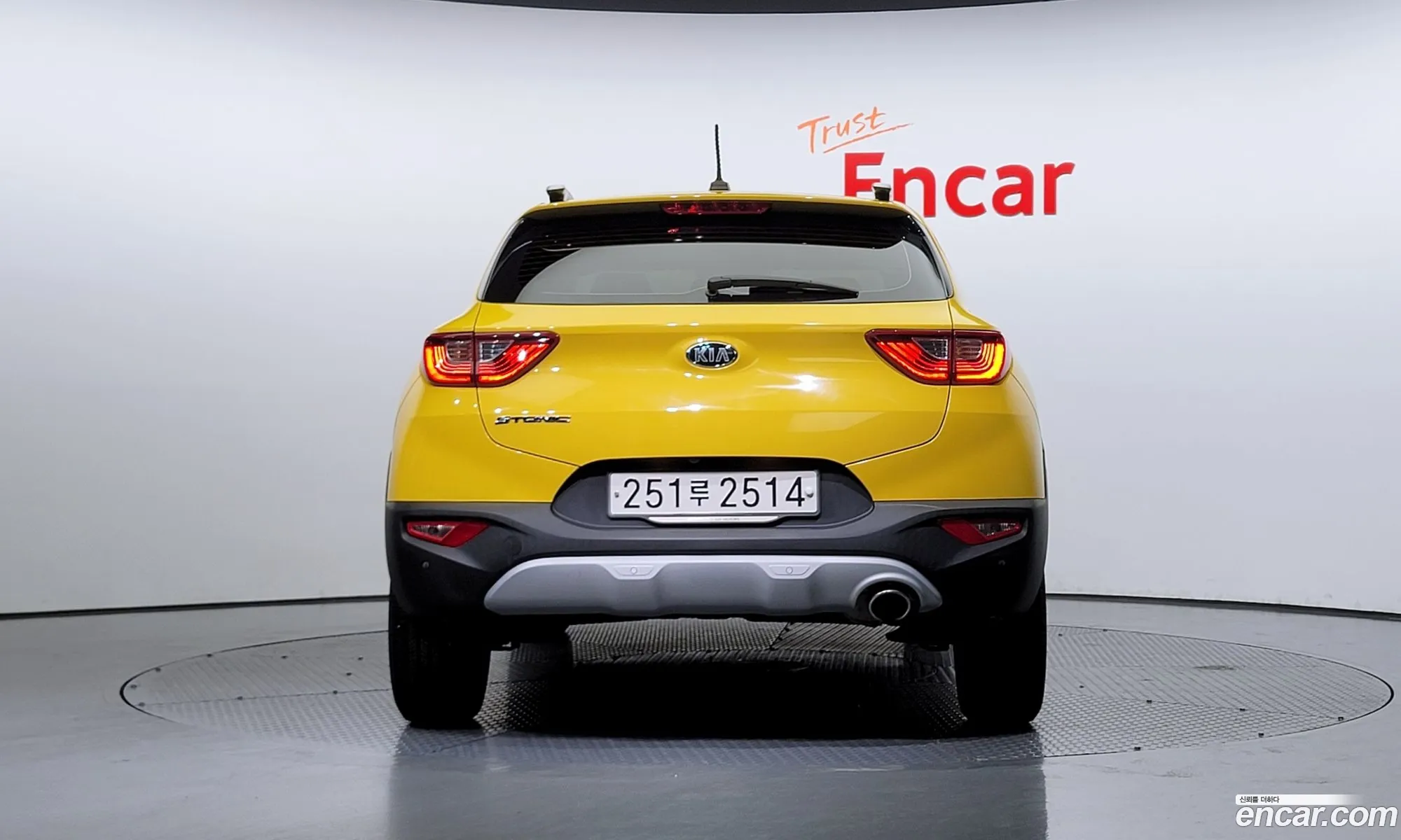 Kia Stonic Stonic Diesel 16 2018 - фотография 15916140
