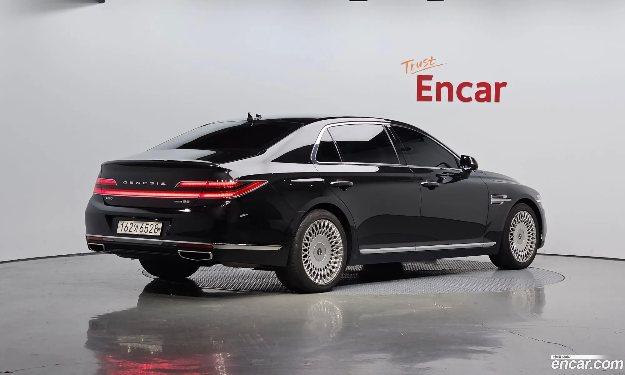 Genesis G90 38 Awd Premium Luxury - фотография 11827646