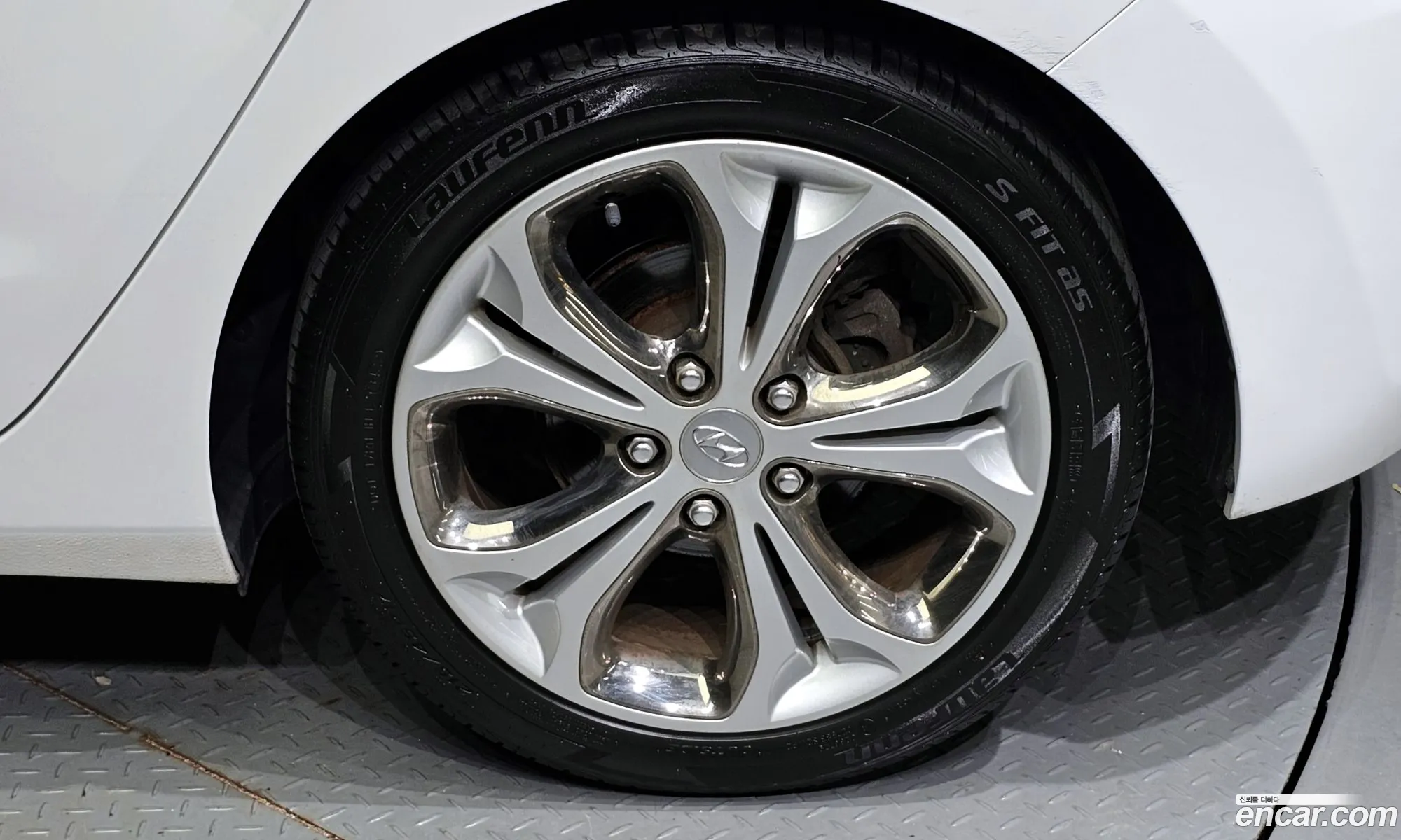 Hyundai I30 Diesel 16 Vgt Extreme 2012 - фотография 12514315