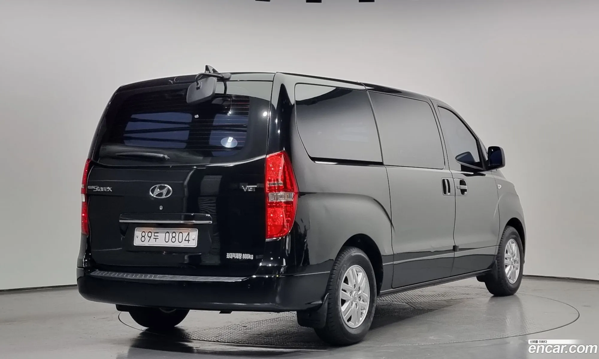 Hyundai Starex 3-Seater Van 2020 - фотография 13594403