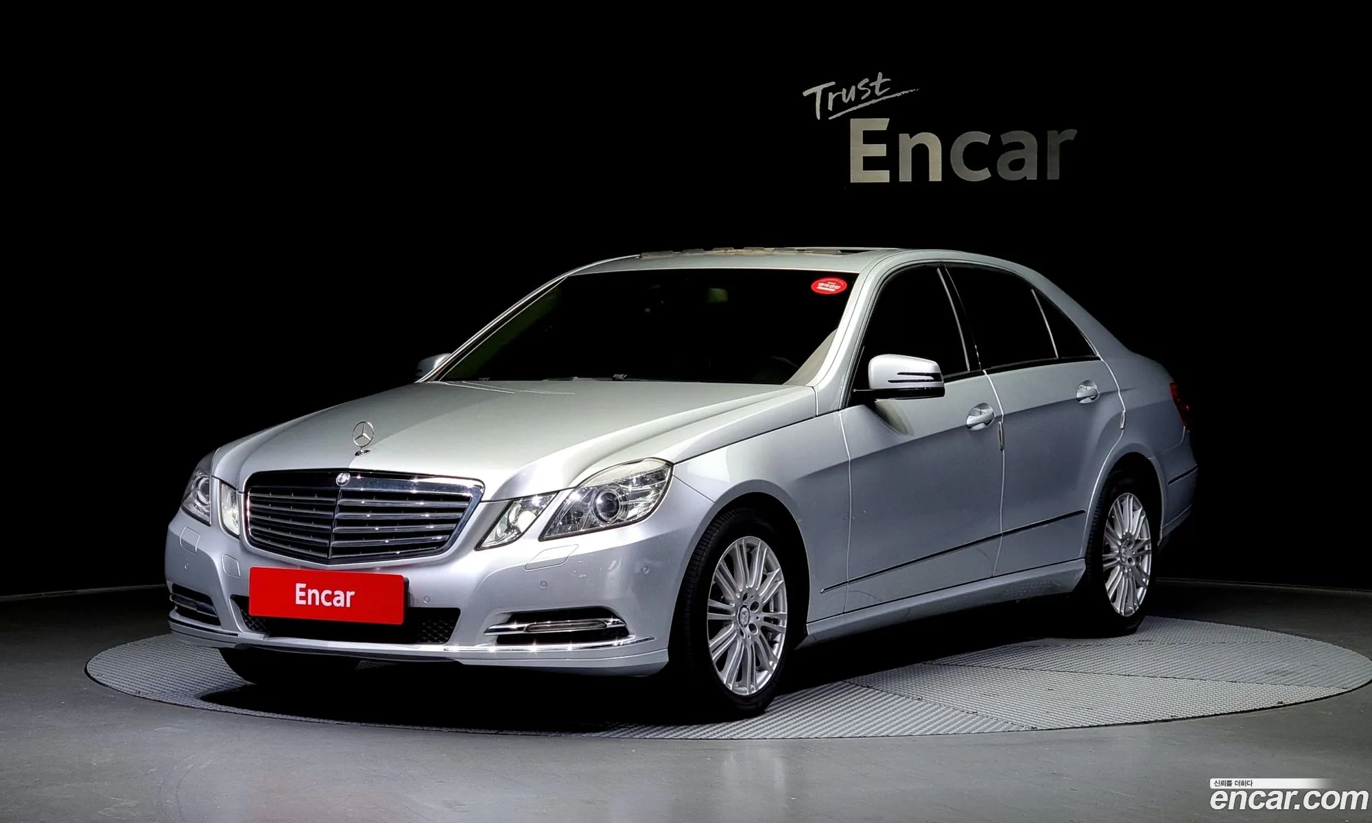 Mercedes E-Class W212 E300 Elegance - фотография 12520692