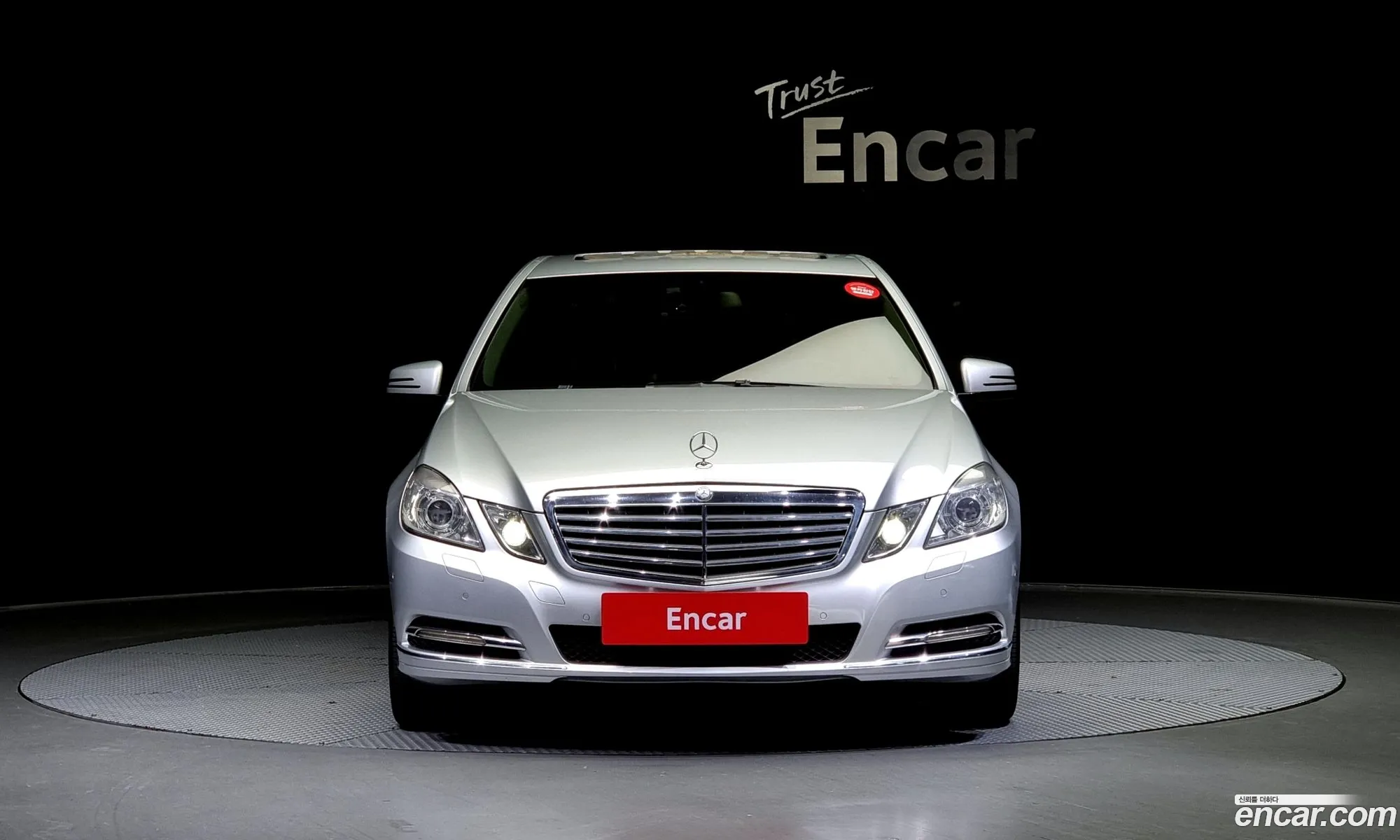 Mercedes E-Class W212 E300 Elegance - фотография 12520694