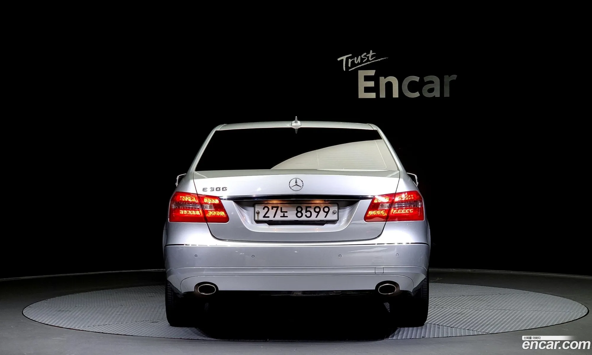 Mercedes E-Class W212 E300 Elegance - фотография 12520695