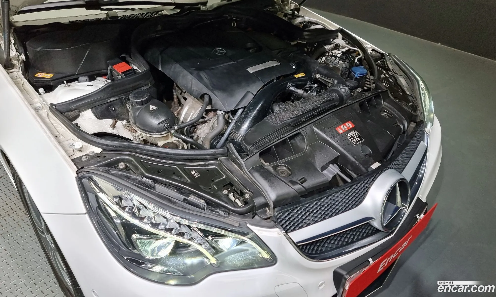 Mercedes-Benz E-Klasse E200 Cabriolet 2016 - фотография 16382702