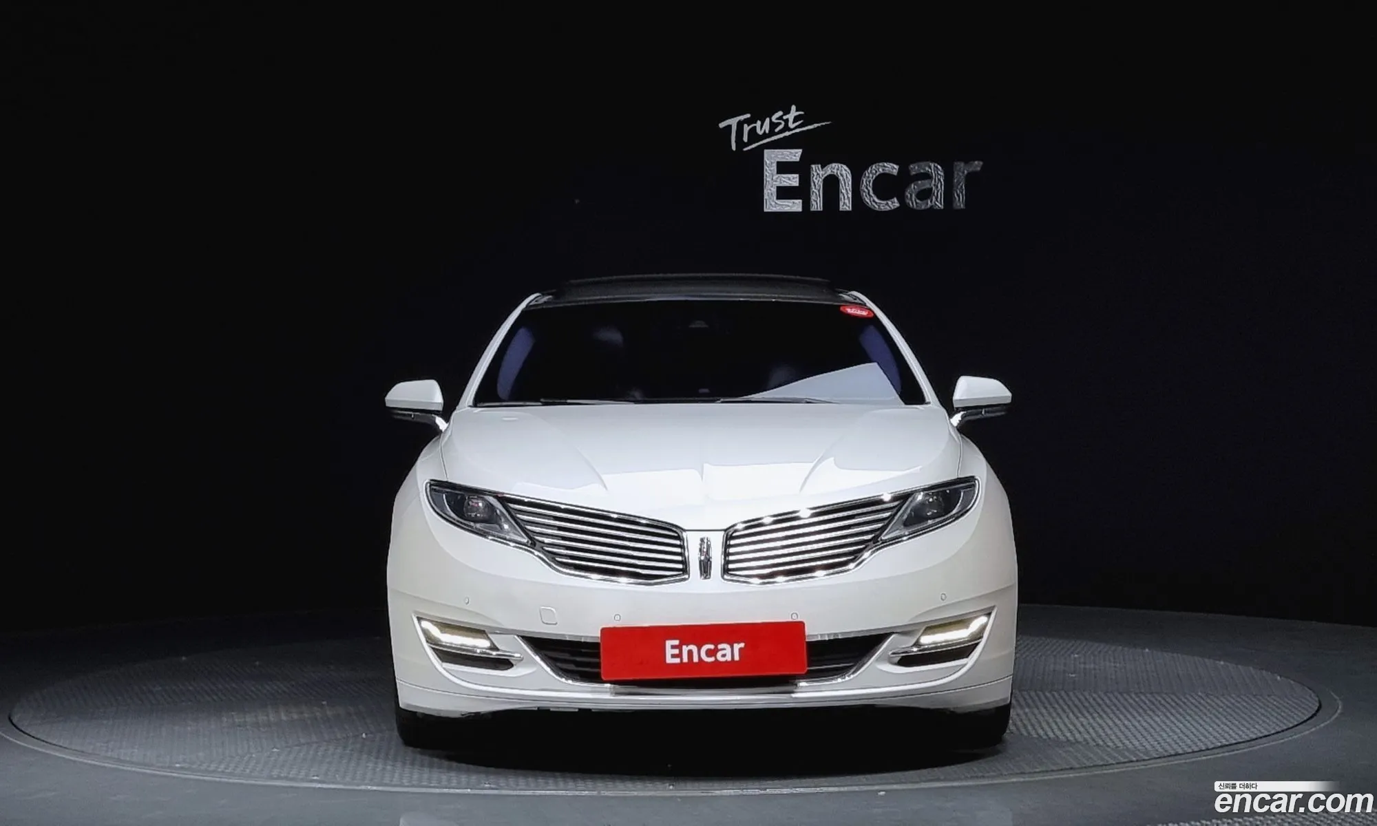Lincoln Mkz Ii Hybrid 2014 - фотография 14455921