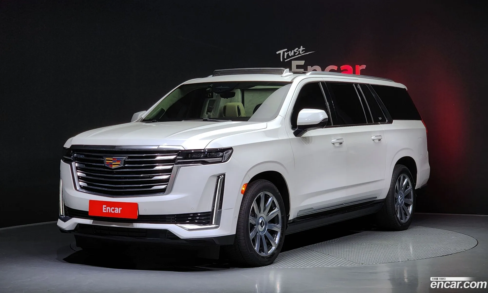 Cadillac Escalade V 62 Esv 2021 - фотография 14538476