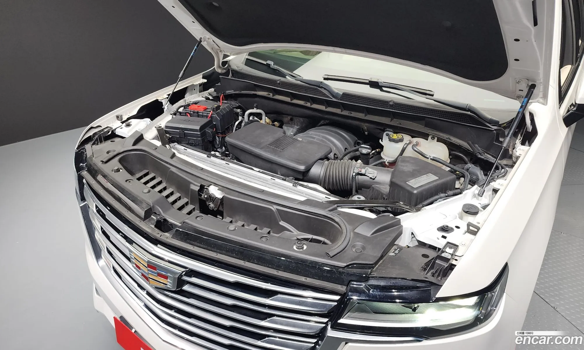Cadillac Escalade V 62 Esv 2021 - фотография 14538481