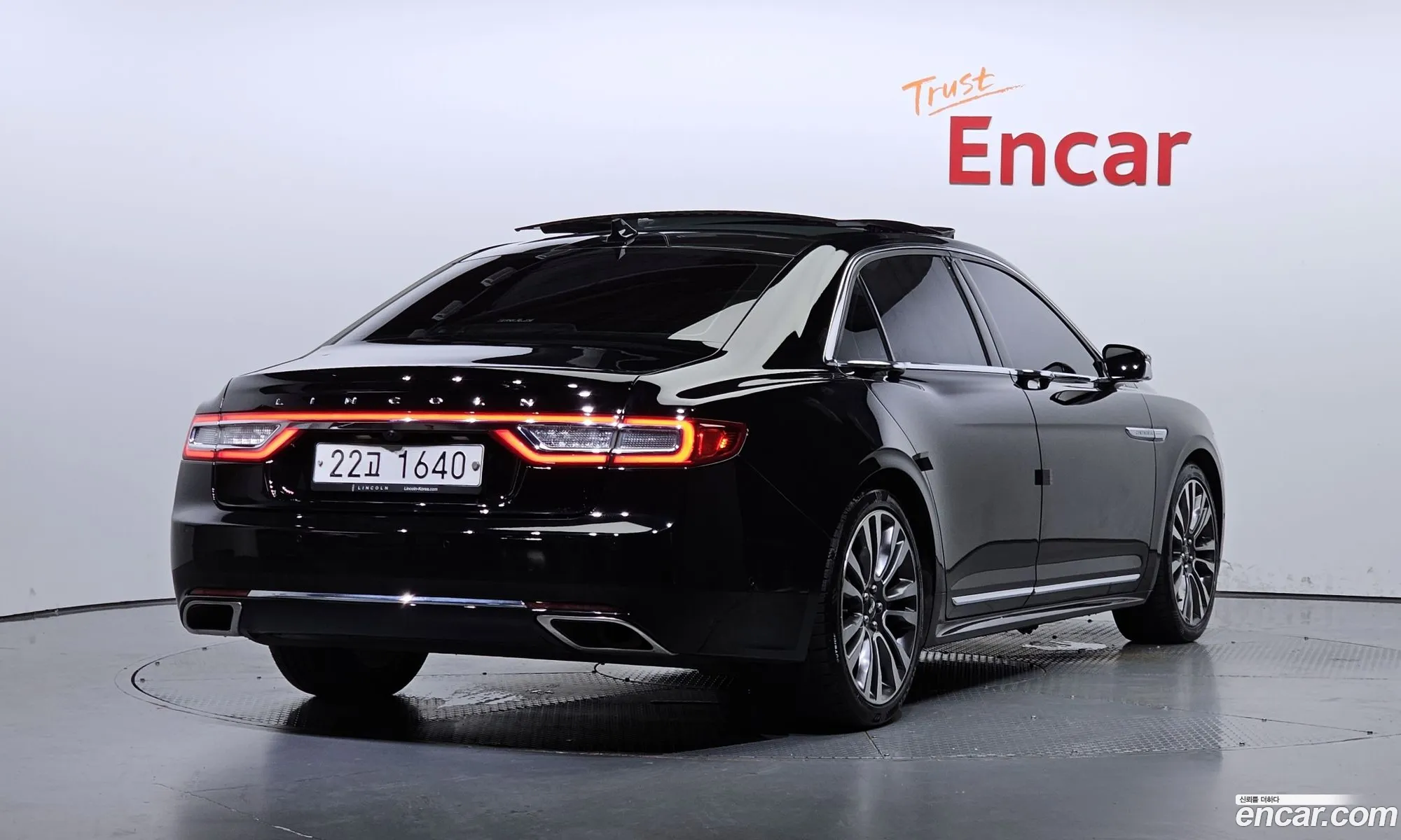 Lincoln Continental X 30 Awd 2018 - фотография 3739544