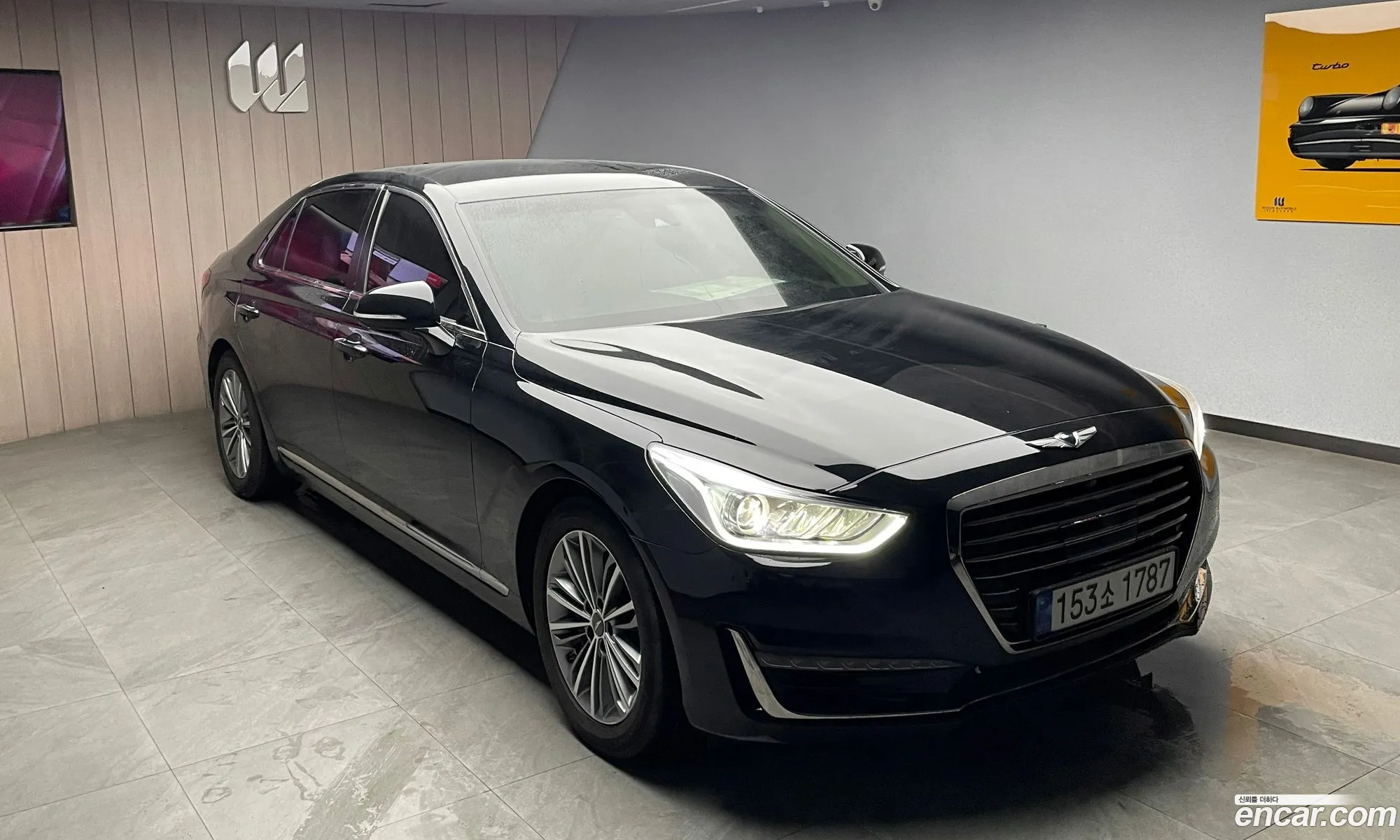Genesis G90 I 38 Gdi Awd 2016 - фотография 17389439