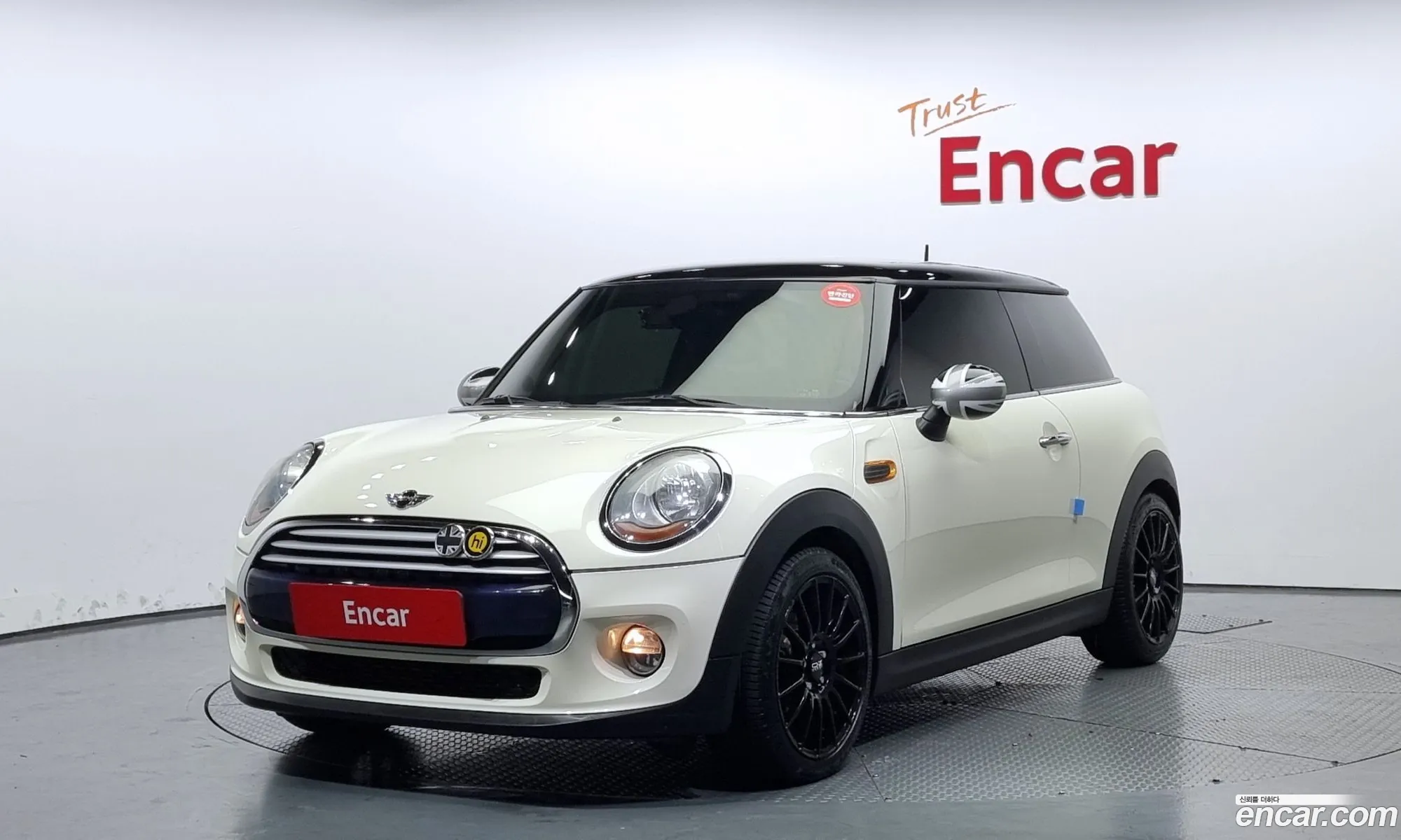 Mini Cooper Basic Type 2015 - фотография 4539076
