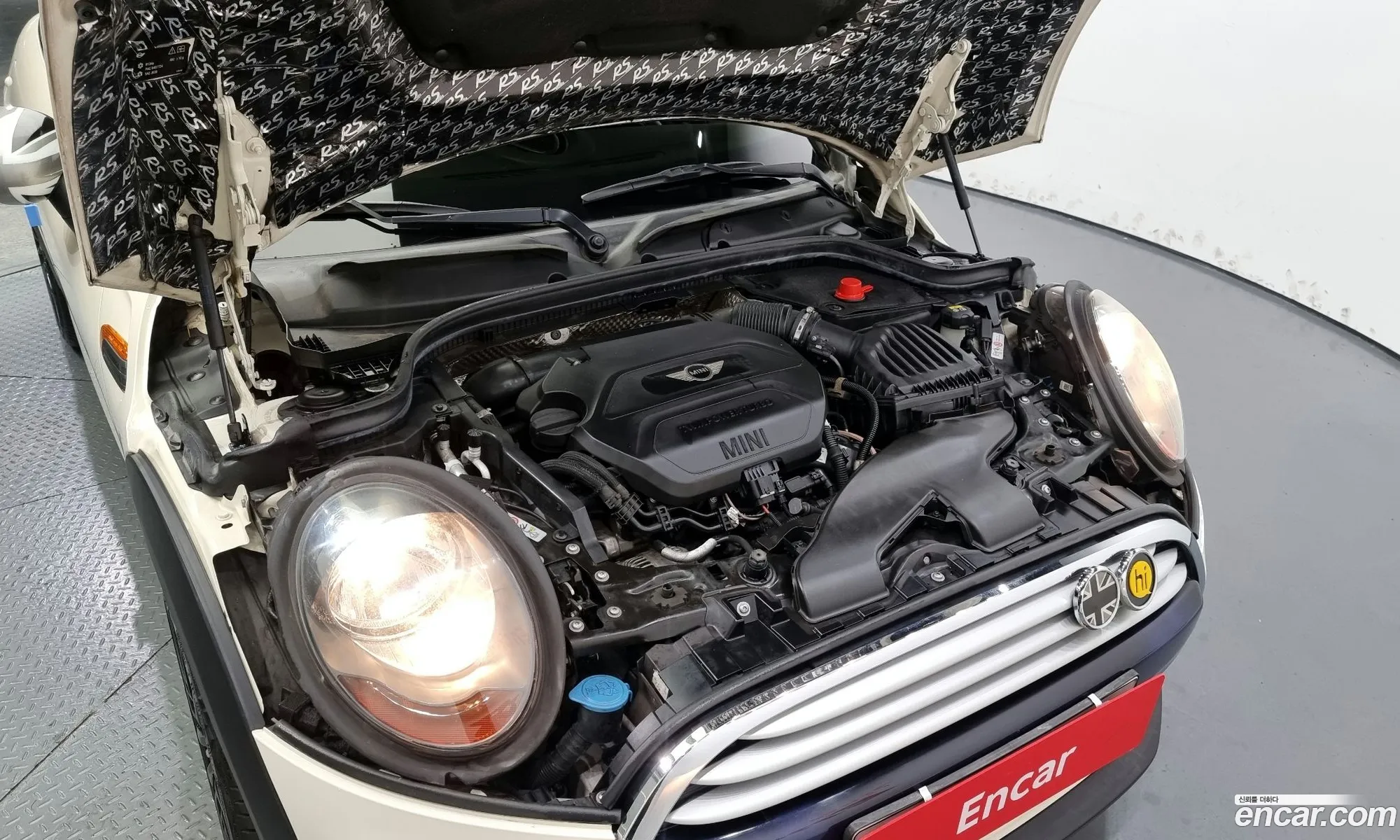 Mini Cooper Basic Type 2015 - фотография 4539081