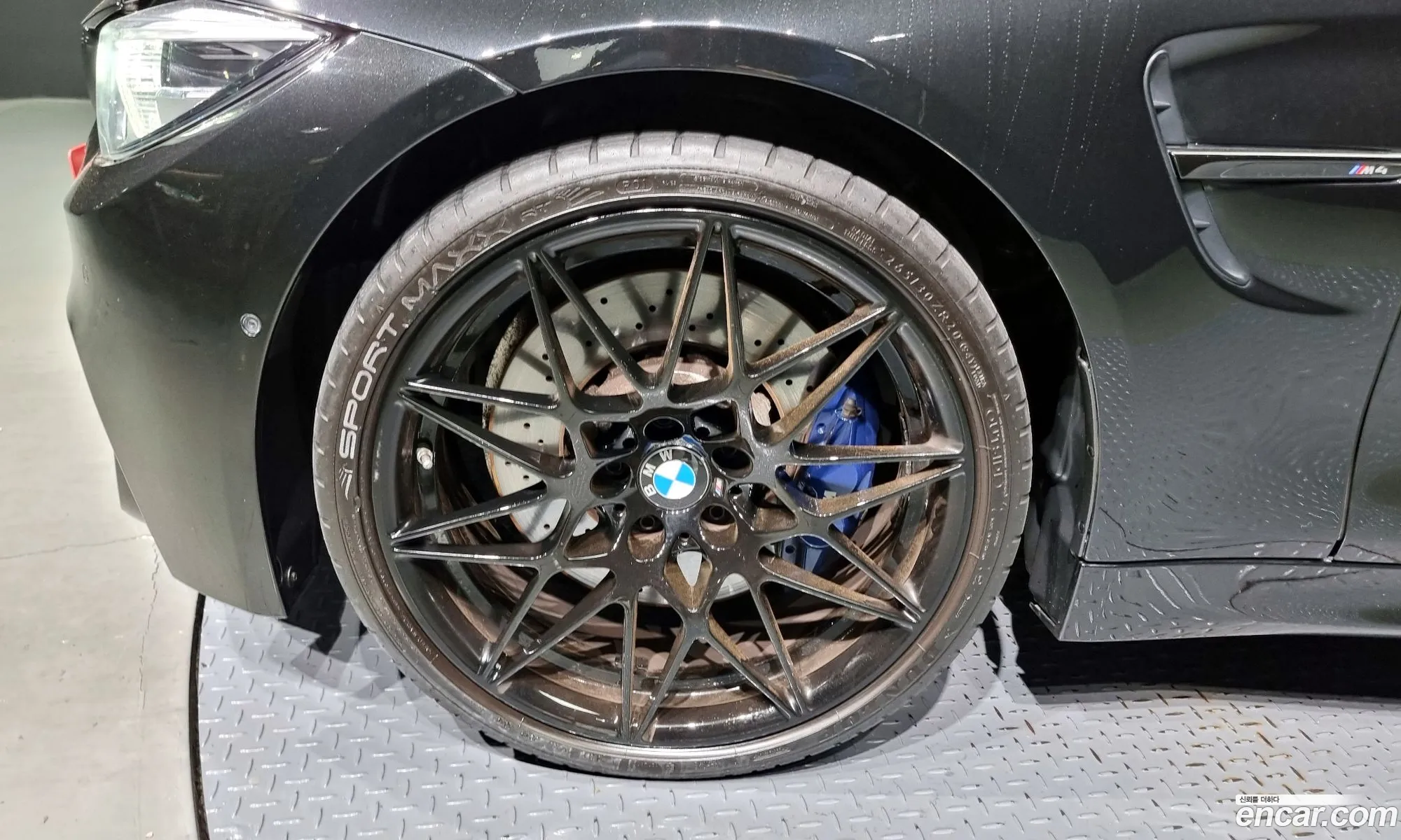 BMW M4 F82F83 M4 Coupe Competition 2019 - фотография 119124