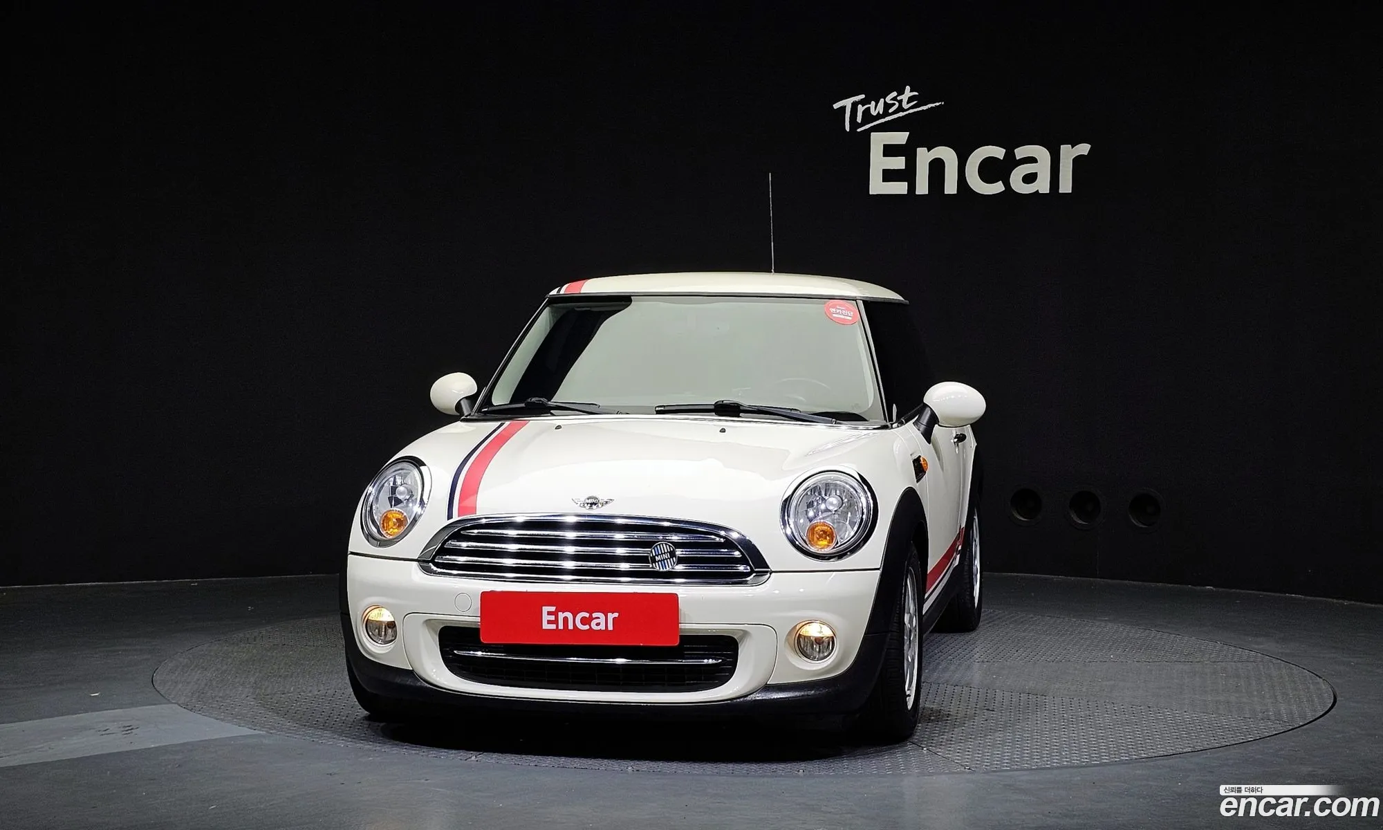 Mini Cooper Se 2011 - фотография 4177782