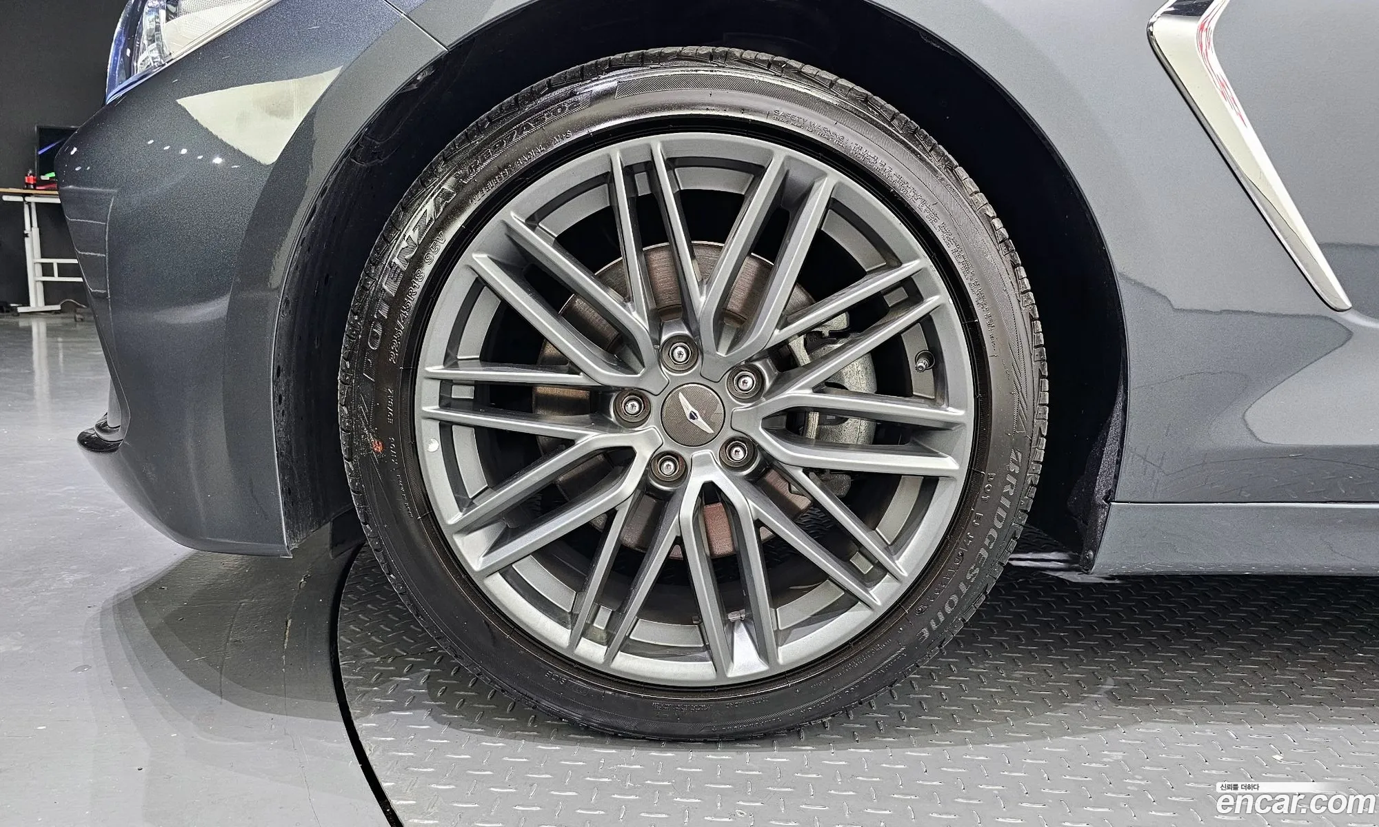 Genesis G70 I 22D 2018 - фотография 11899074