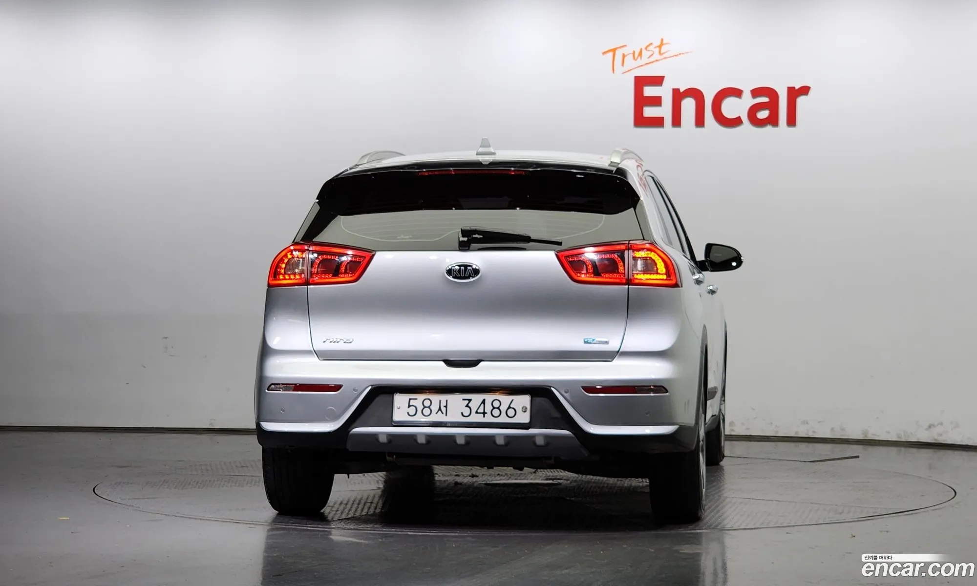 Kia Niro I Prestige 2018 - фотография 11309793