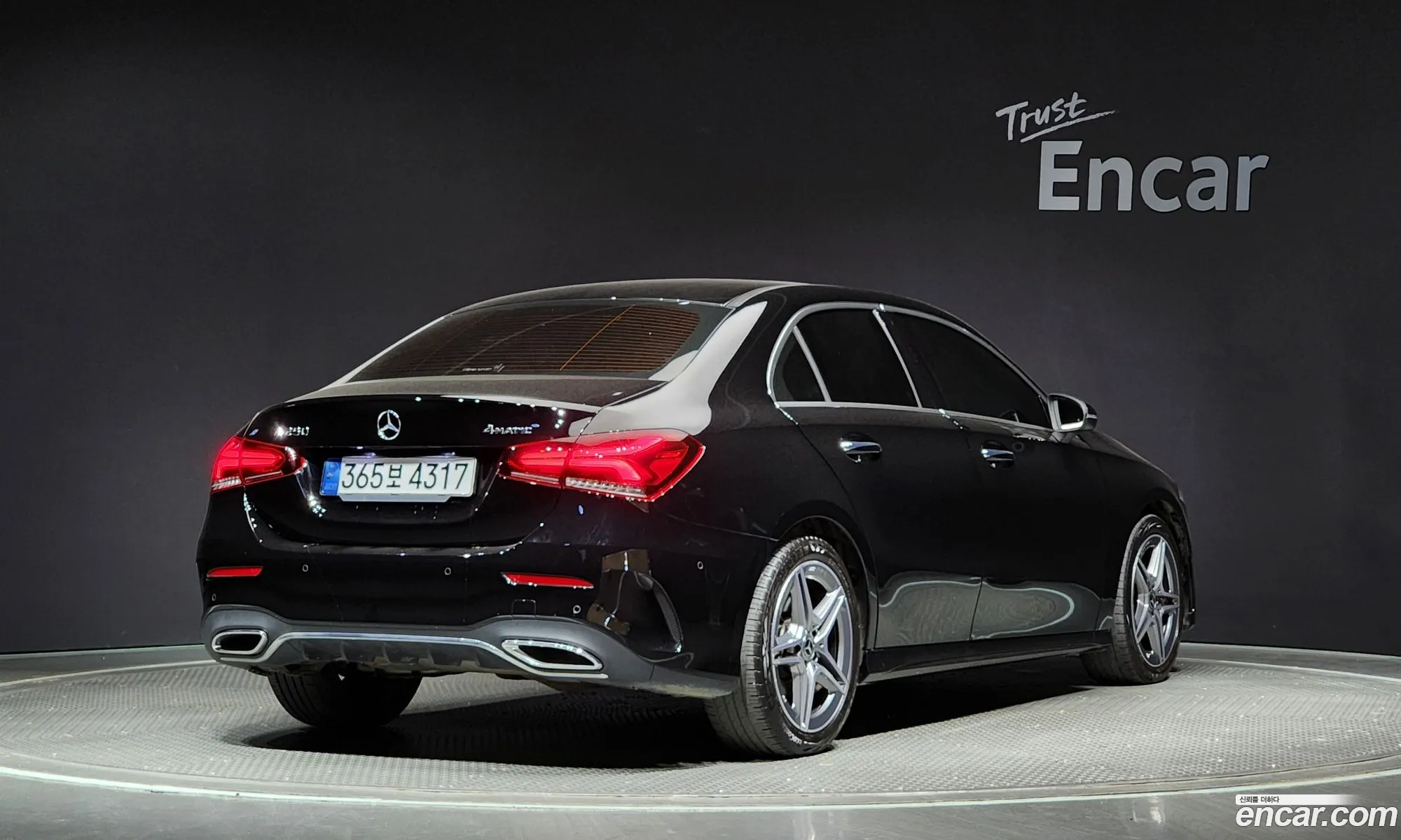 Mercedes-Benz A-Klasse Iv W177 A250 4Matic Sedan 2022 - фотография 12644592