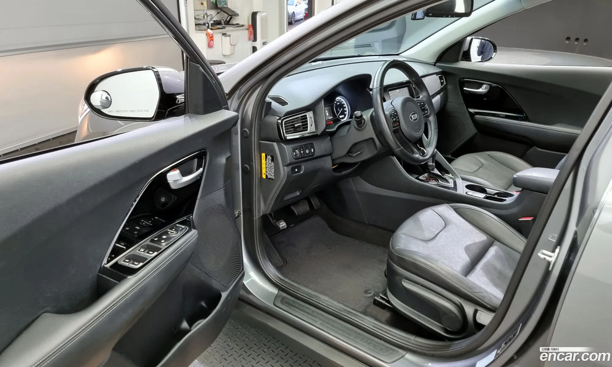 Korex Auto Trade - фотография 12412826