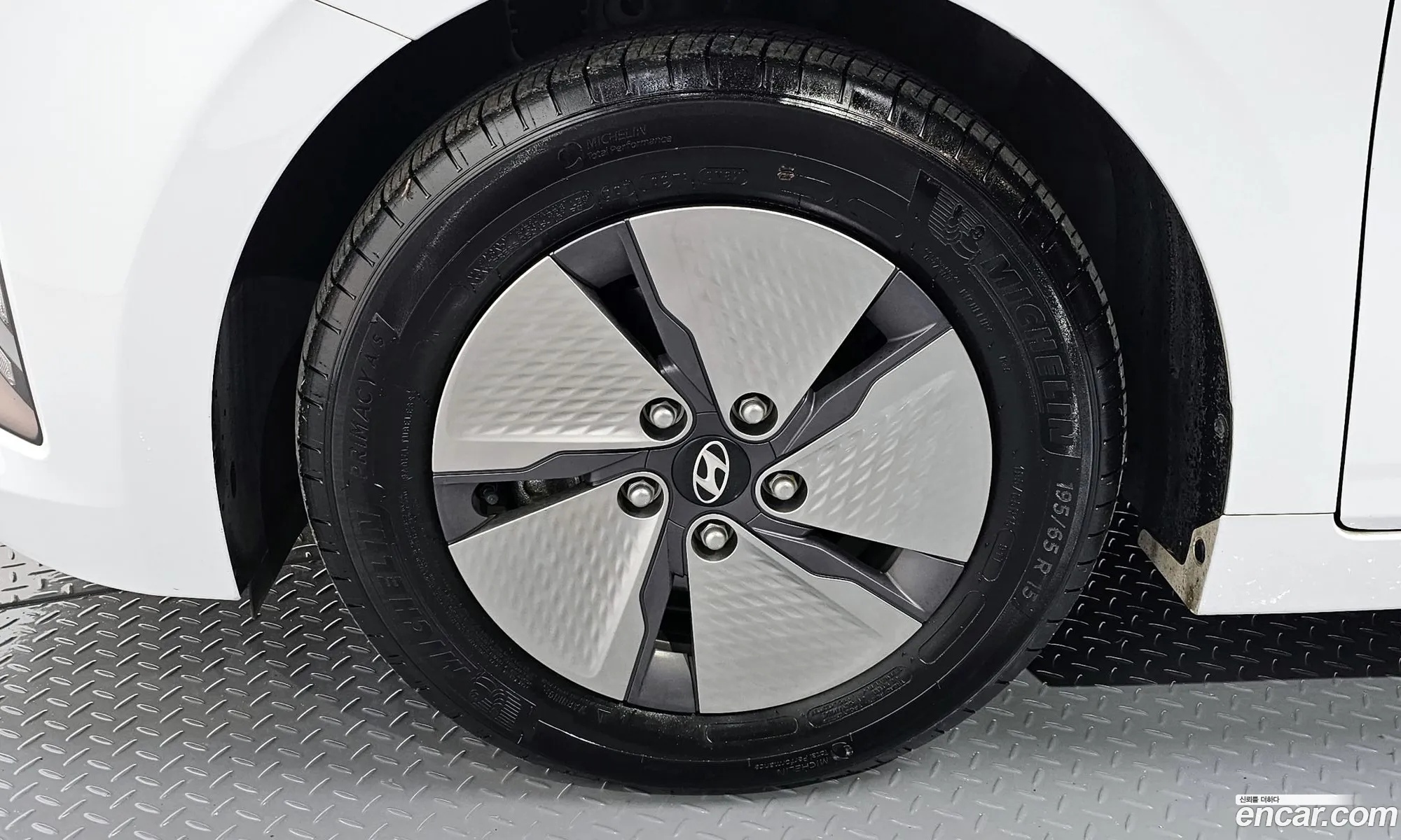 Hyundai Ioniq Ioniq 16 Hev 2020 - фотография 15853558