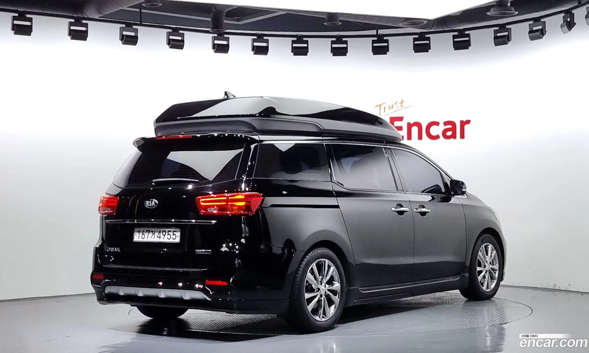 Kia The New Carnival 9-Seater High Limousine Noblesse Special - фотография 11078315