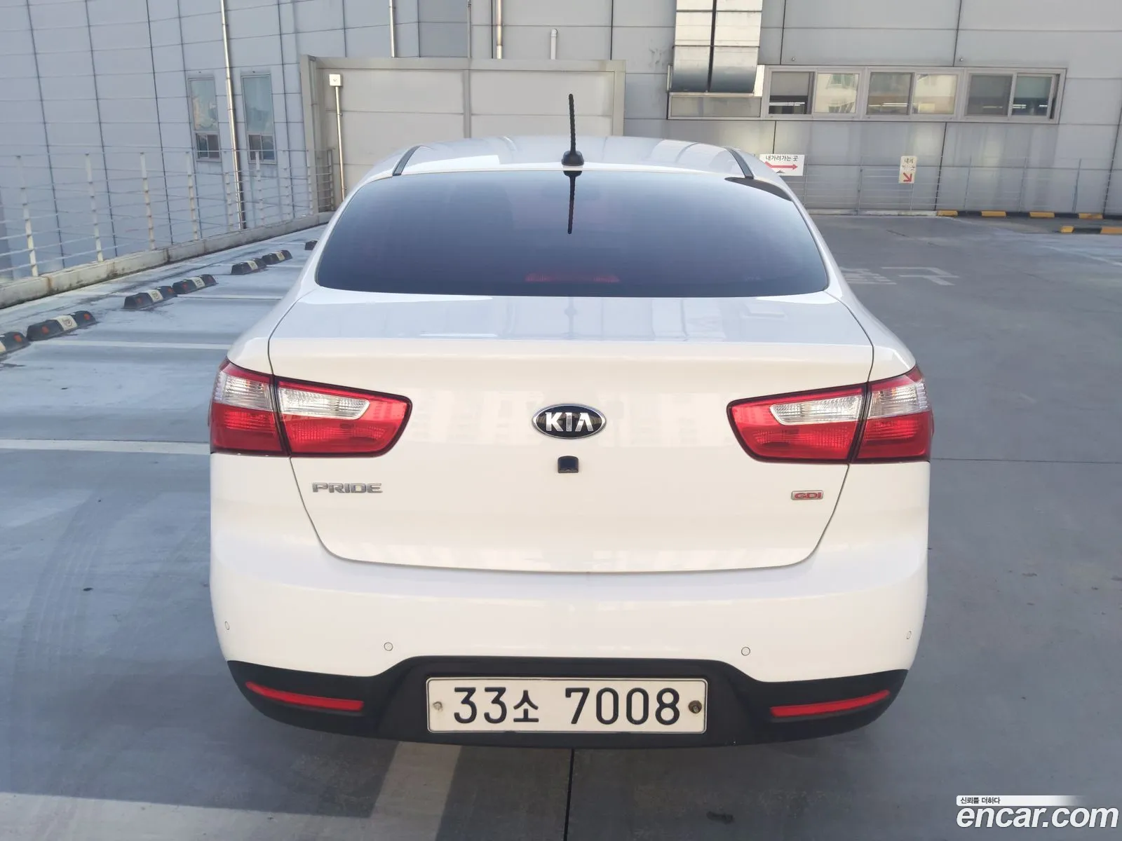 Kia Pride Iii 16 Gdi Sedan 2013 - фотография 19764084