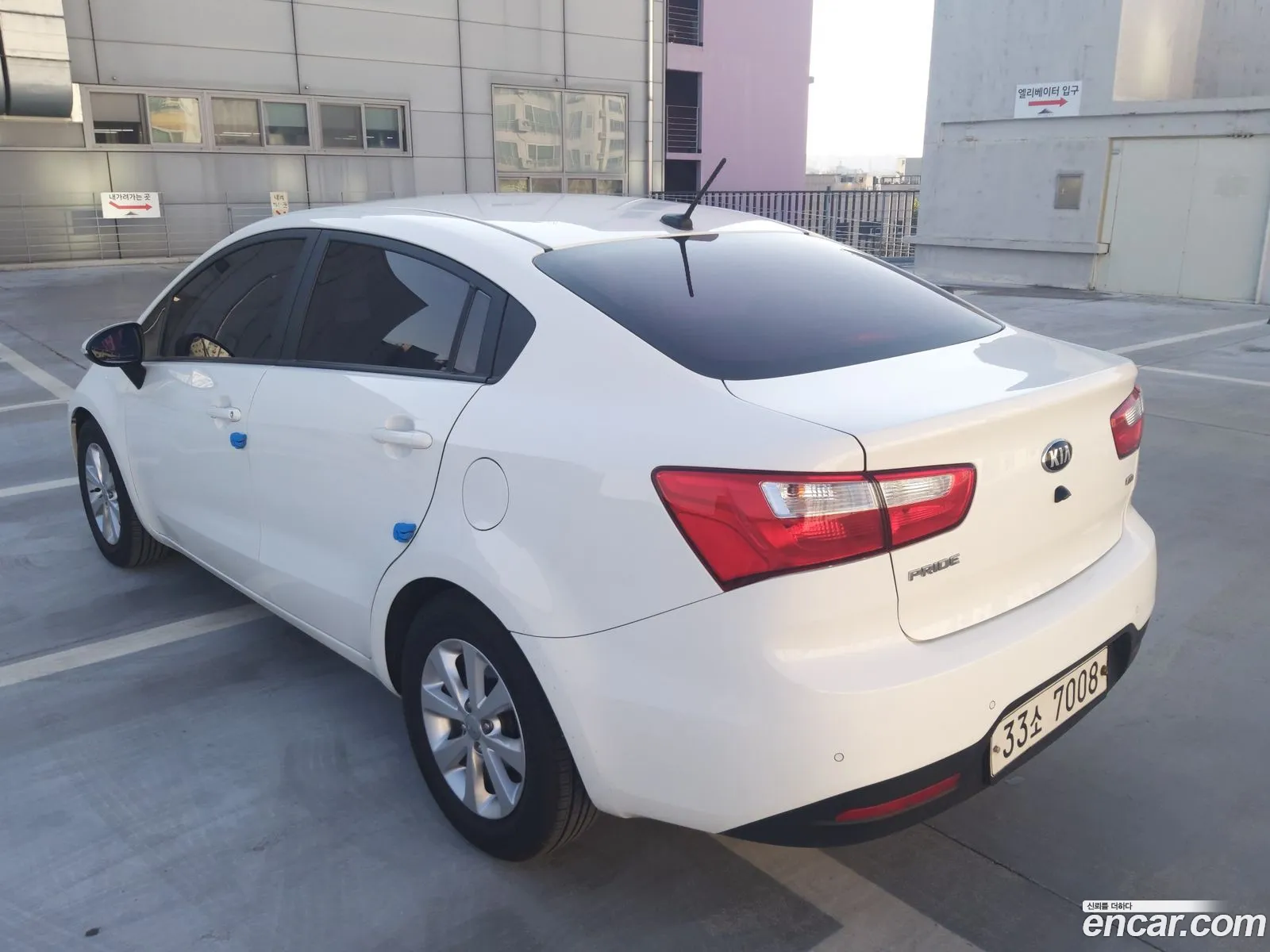 Kia Pride Iii 16 Gdi Sedan 2013 - фотография 19764086