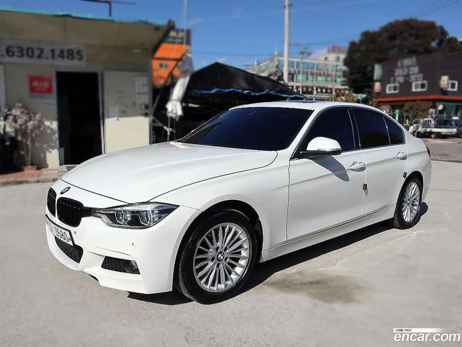 BMW 3Er 320I Luxury 2018 - фотография 84735