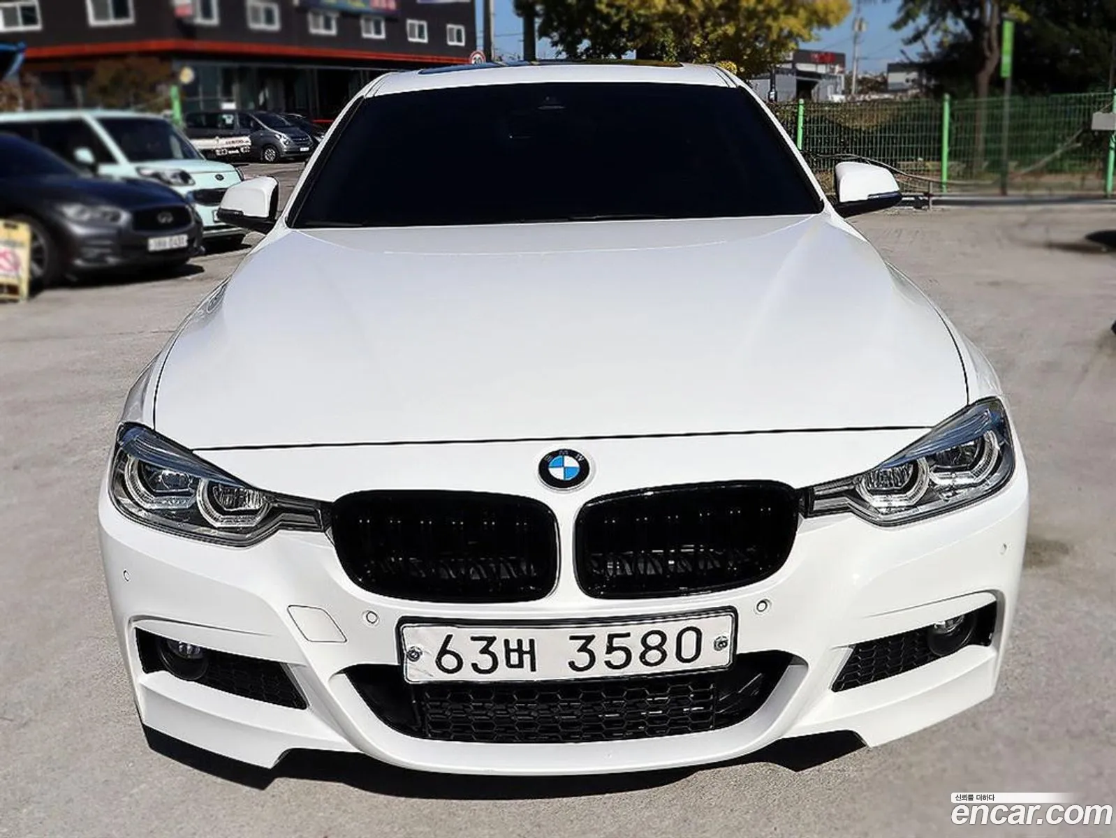 BMW 3Er 320I Luxury 2018 - фотография 84736