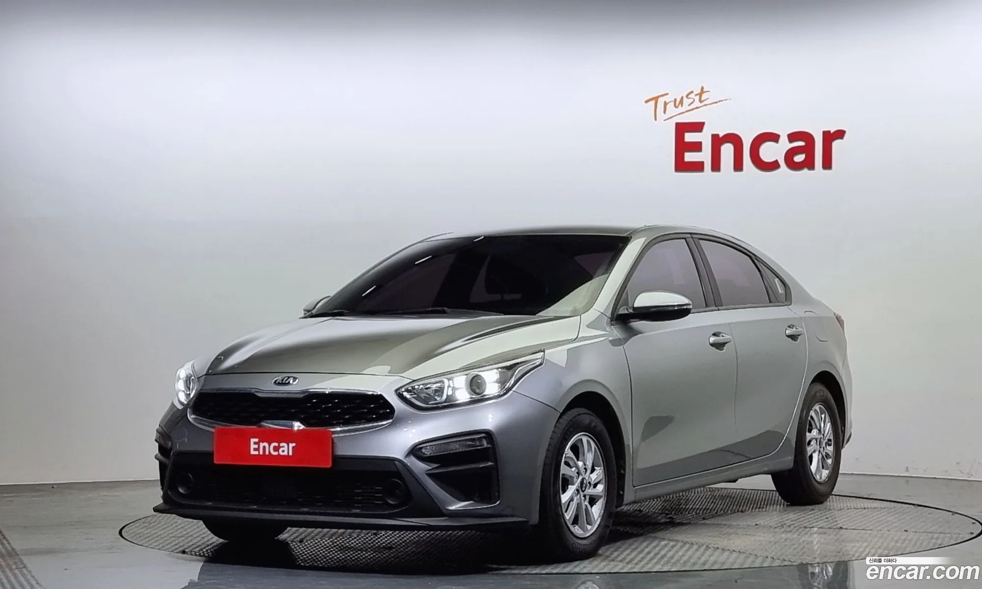 Kia K3 Luxury 2019 - фотография 12387867