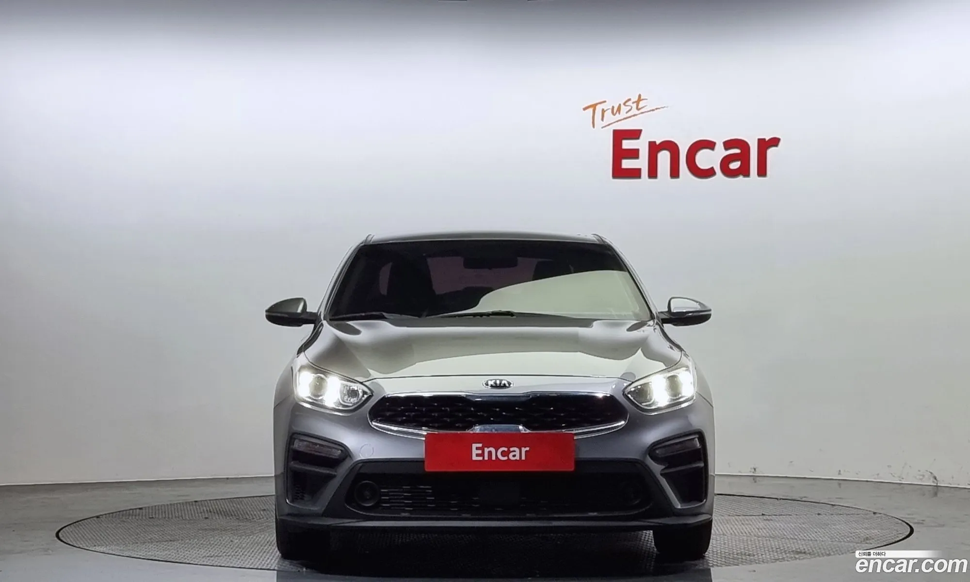 Kia K3 Luxury 2019 - фотография 12387870