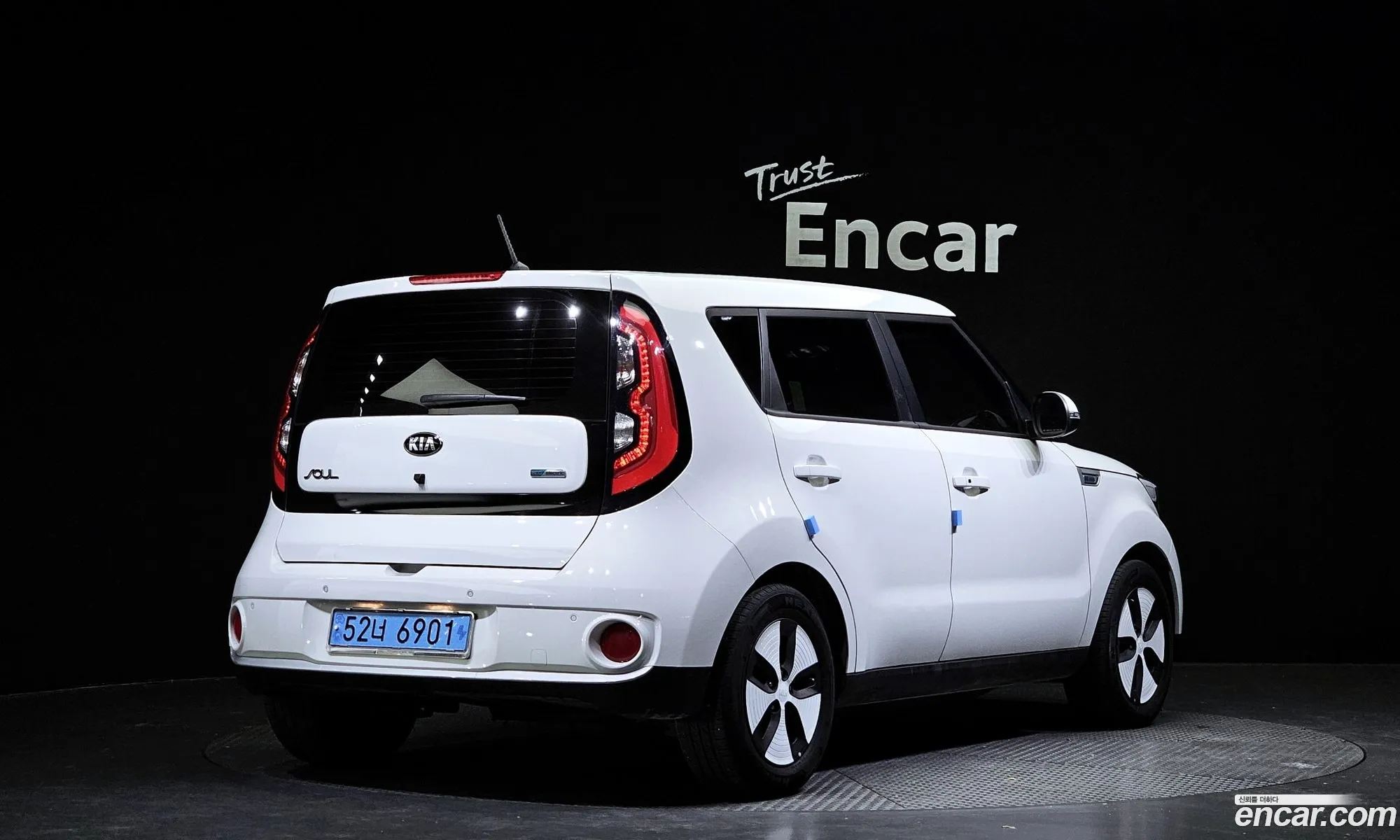 Kia Soul Ev Ev - фотография 11895769